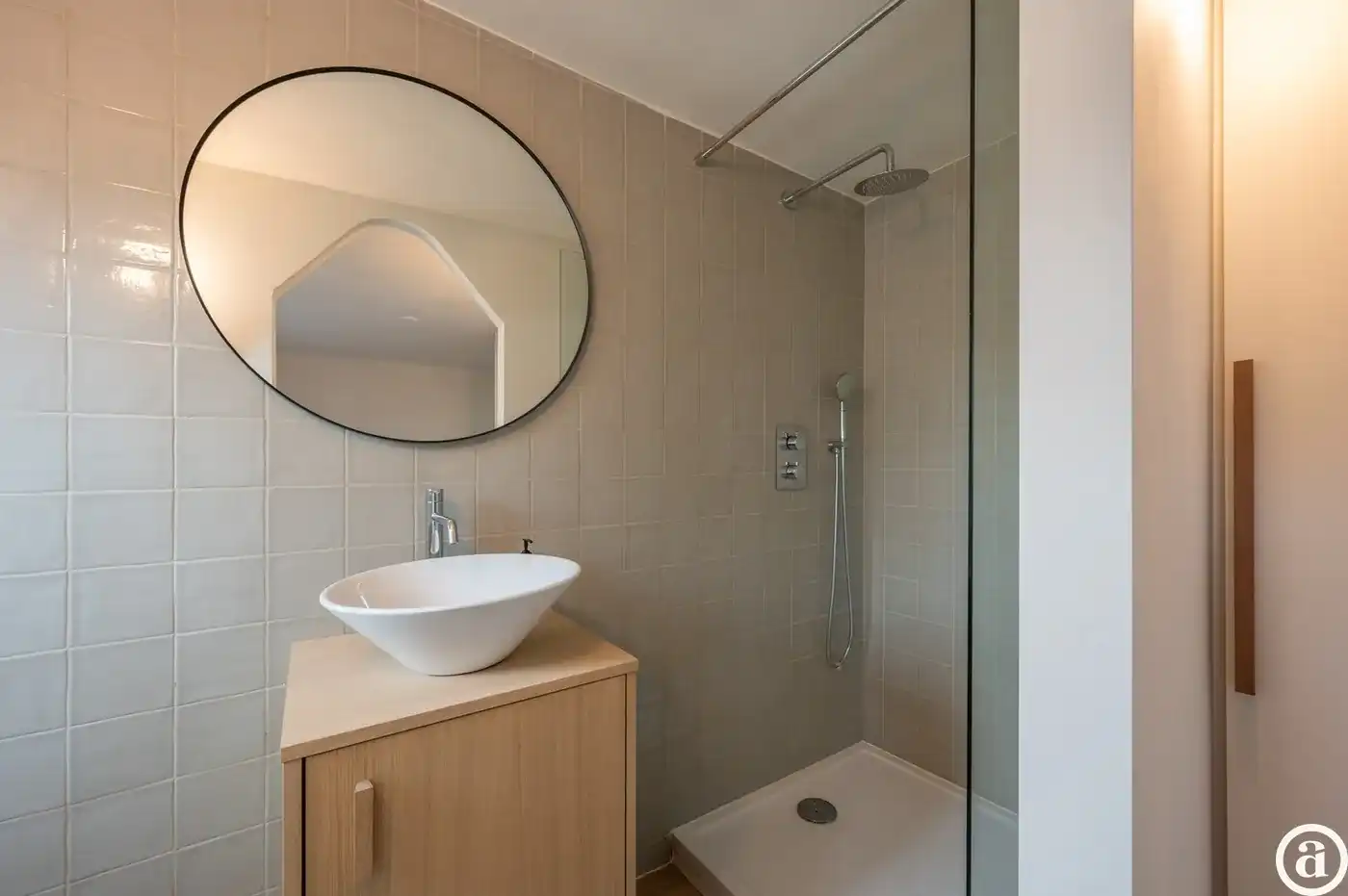 Charmante woning vlakbij Dominicanenkerkje in hartje Zoute. foto 26