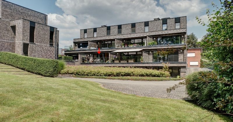 Luxe appartement 150m² met 2 ruime terrassen en autostaanplaats + kelder foto 26