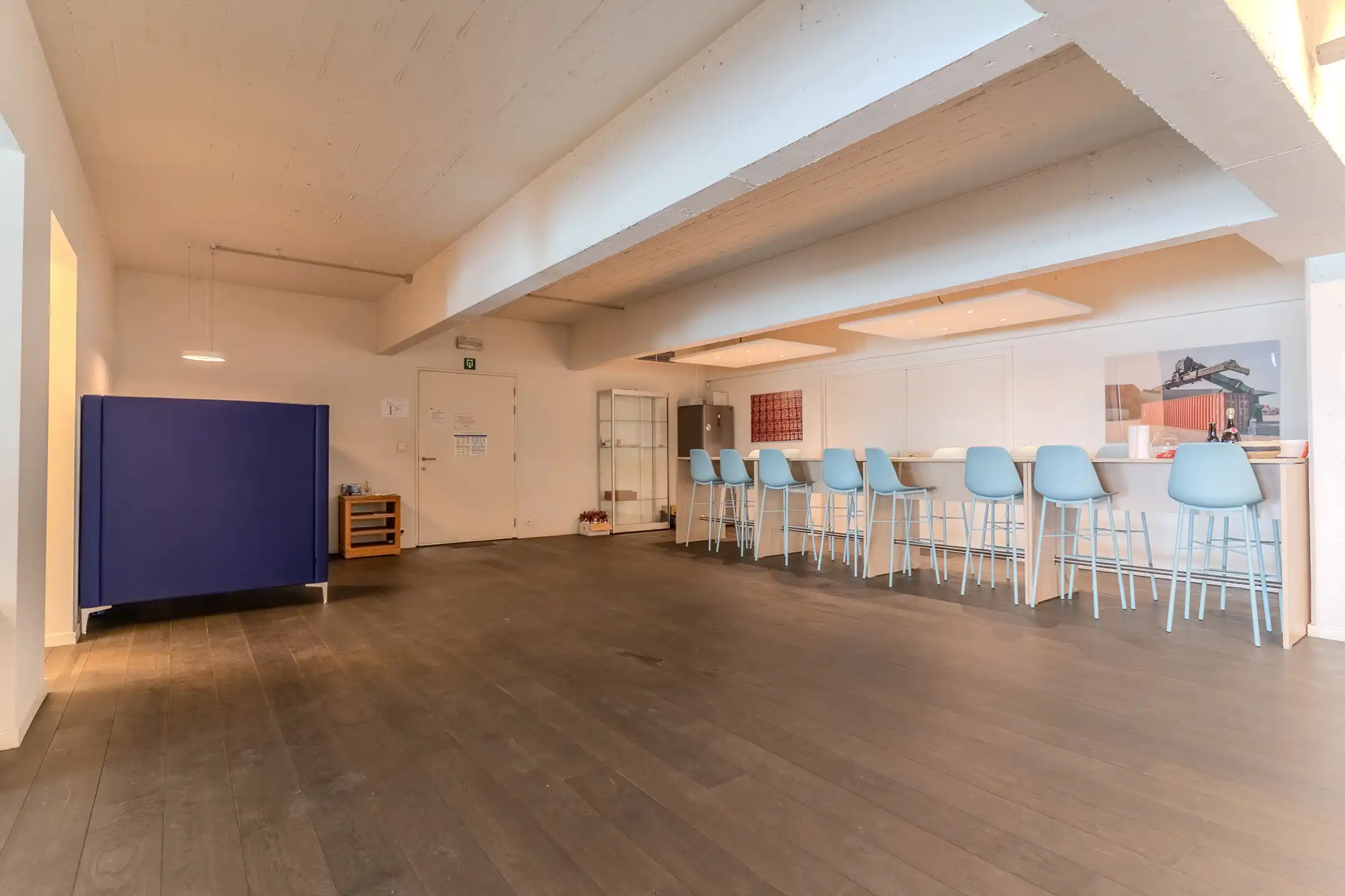 Te Huur Kantoor te Antwerpen - Vlakbij Metropolis foto 2