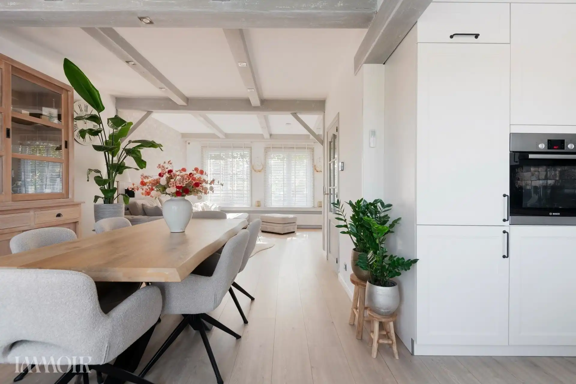 Instapklare bel-etagewoning met zonnepanelen, airco en zonnige tuin. foto 4