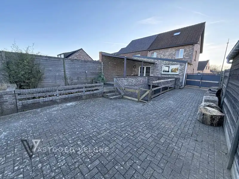 🌿 Goed onderhouden woning met 4 slaapkamers, grote garagebox/werkplaats & energiezuinige voorzieningen in Uikhoven foto 50