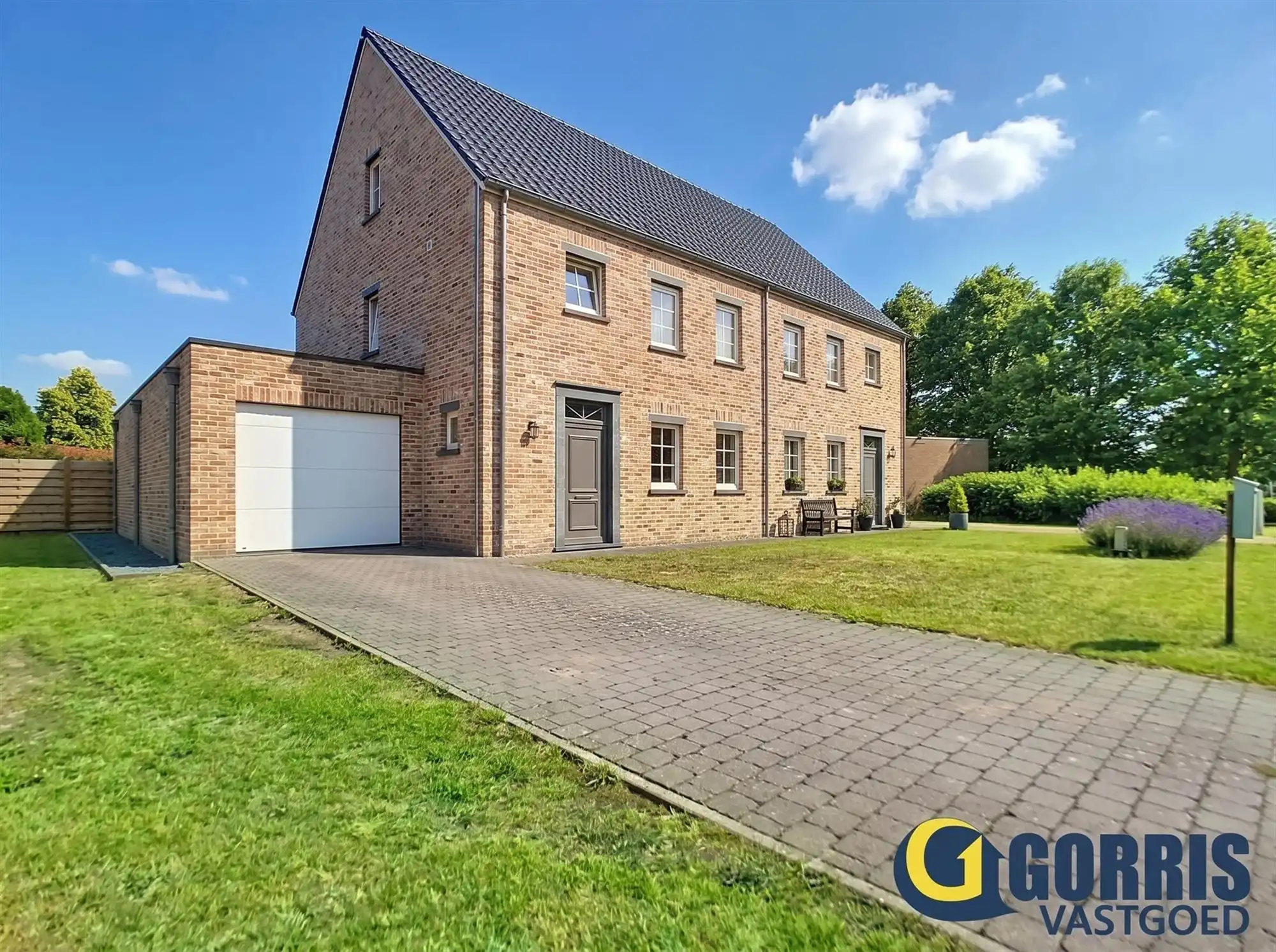 Karaktervolle woning foto {{pictureIndex}}