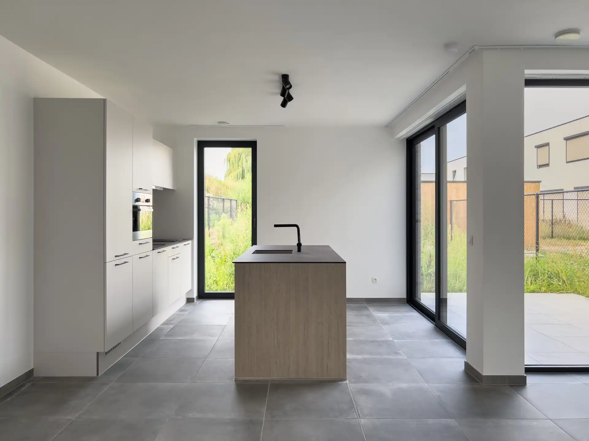 Recente woning met 3 slaapkamers in Bilzen foto 2