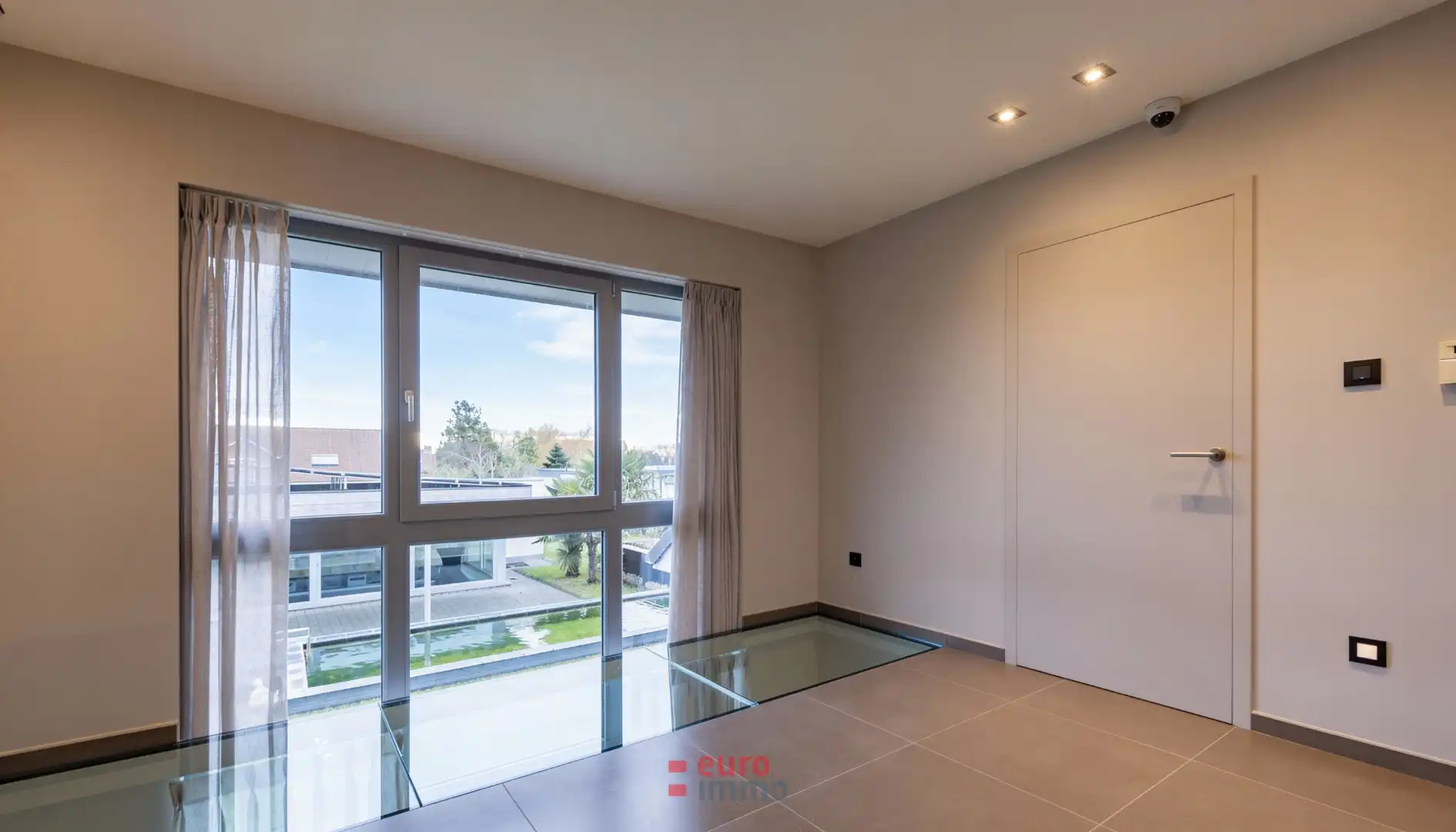 Exclusieve topvilla met binnenzwembad en zwemvijver in Sint-Idesbald! foto 18