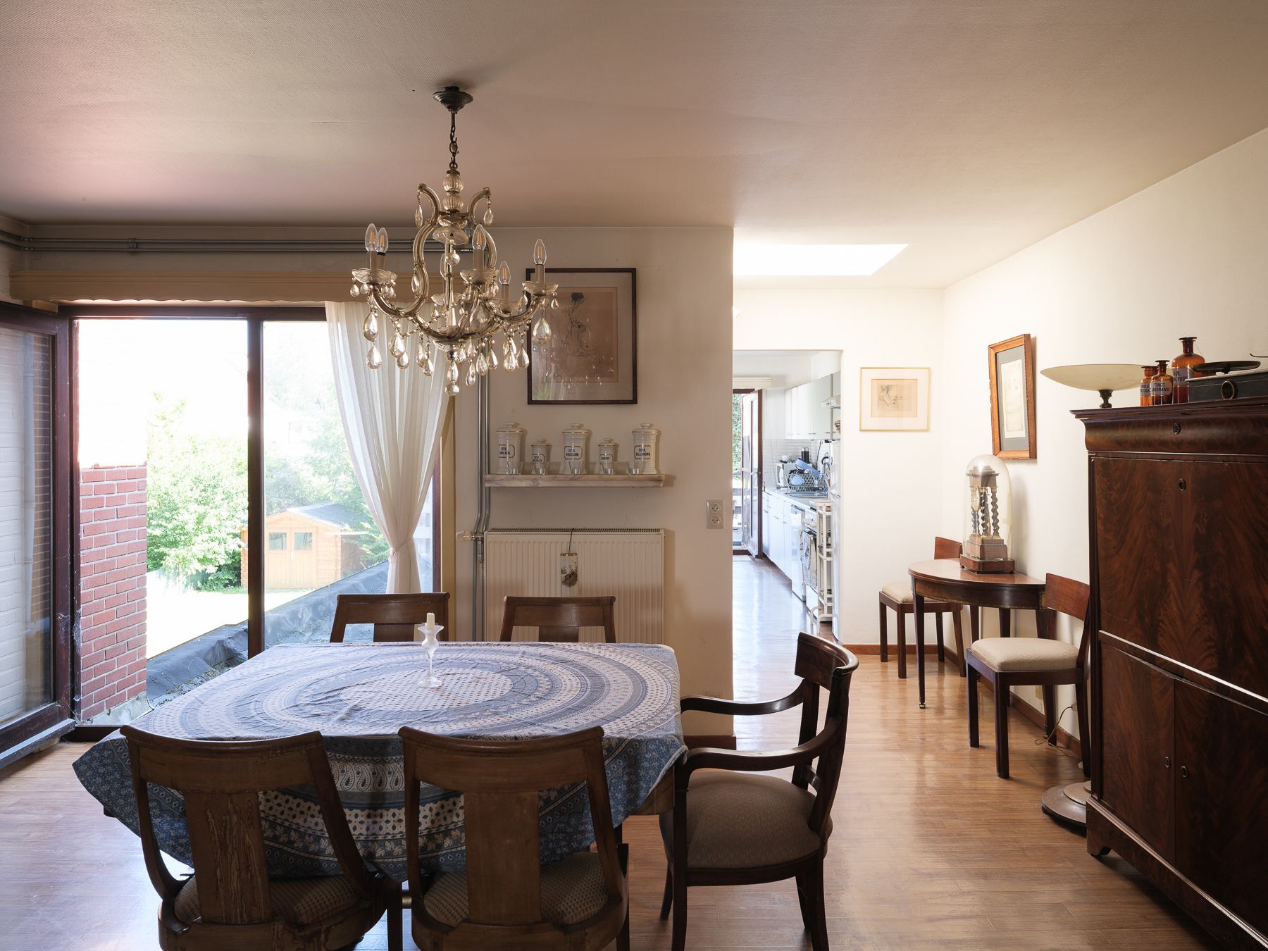 Lichtrijk duplex-appartement met potentieel foto 8