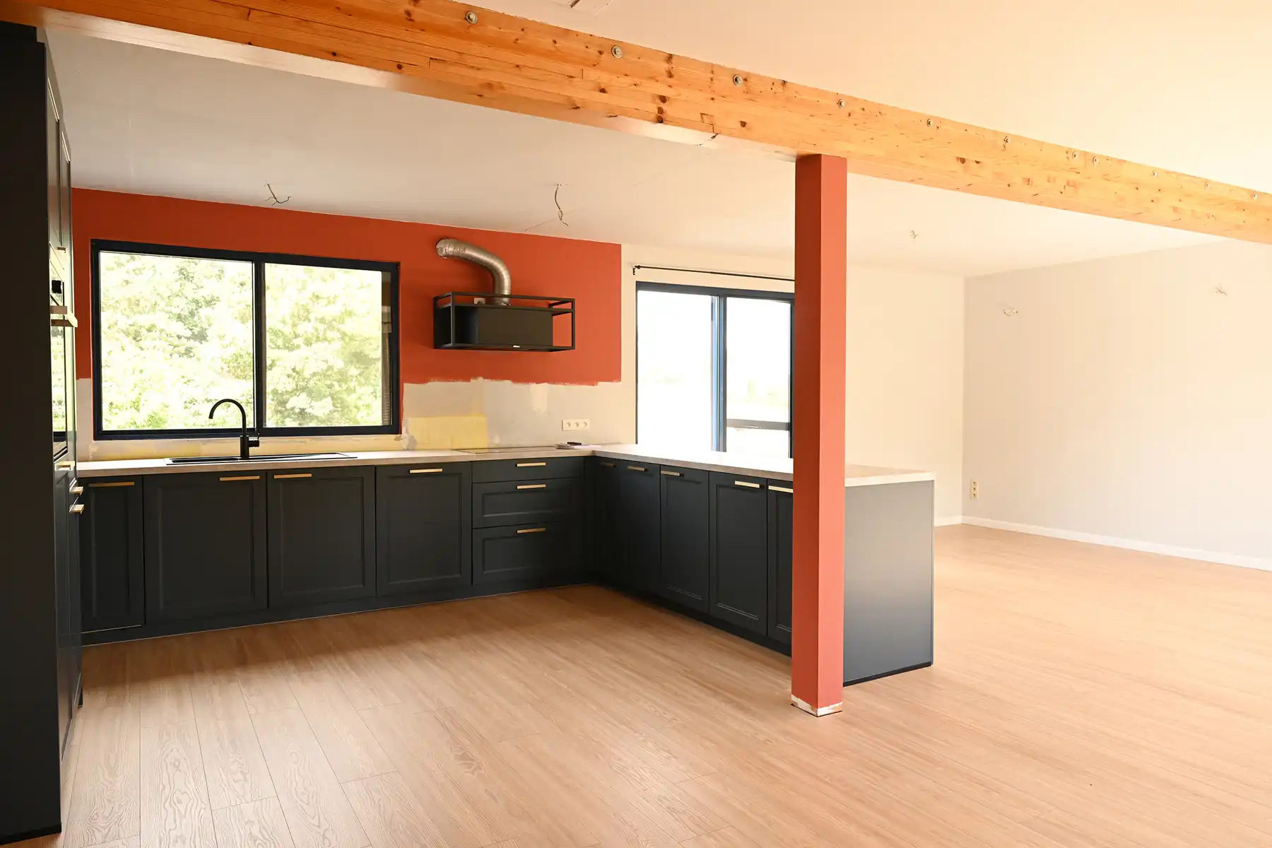 Commercieel gelijkvloers met woonst foto 19