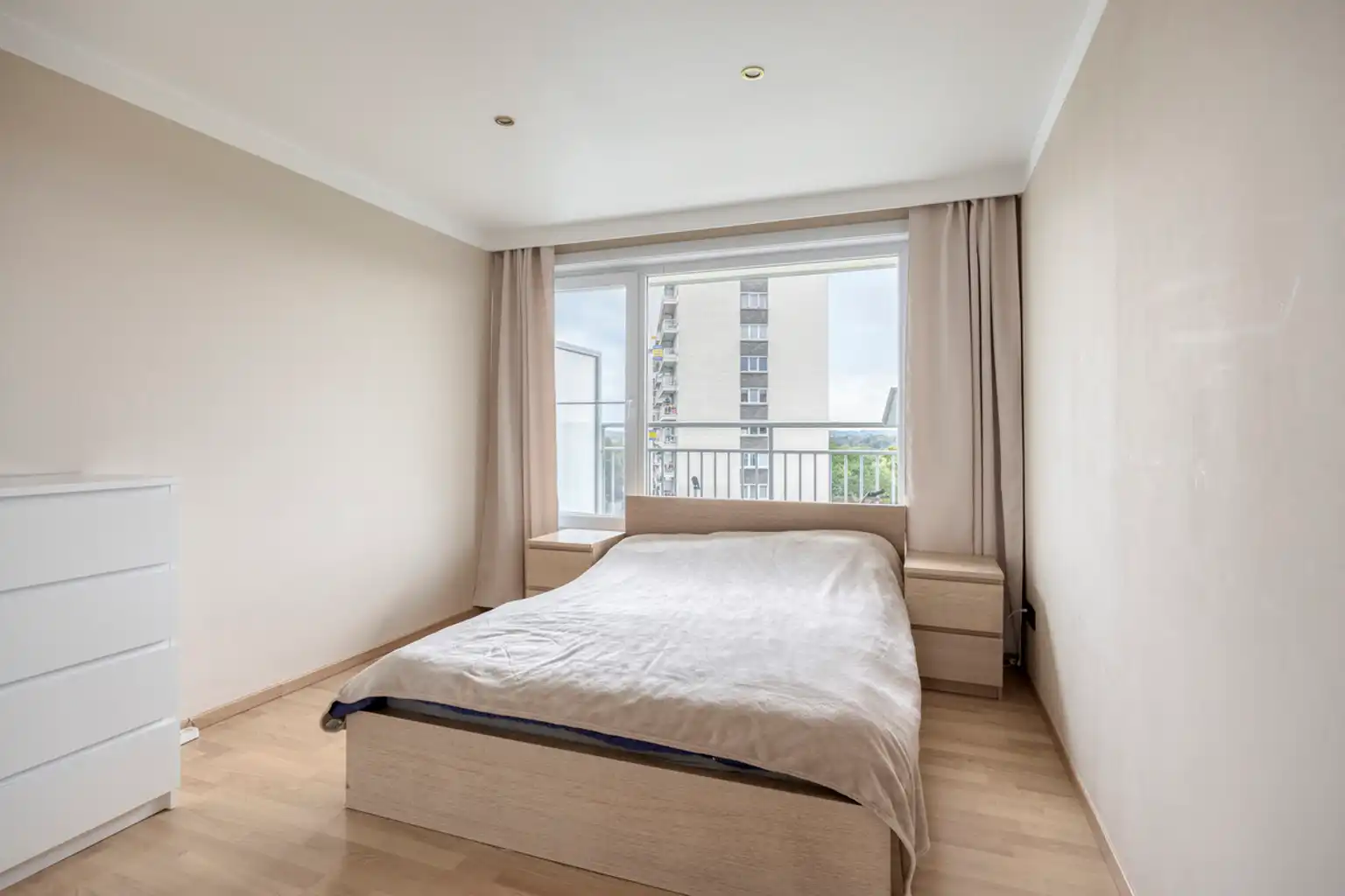Volledig gerenoveerd appartement van 83 m² met 2 terrassen foto 8