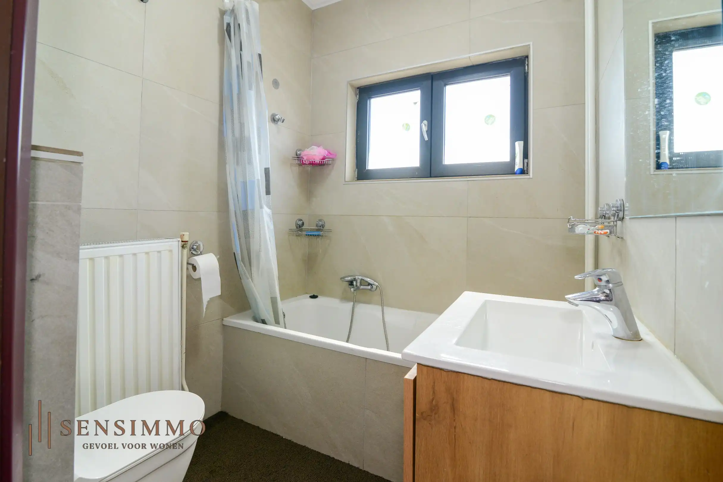 Ruim appartement met 3 slaapkamers in Maasmechelen  foto 14