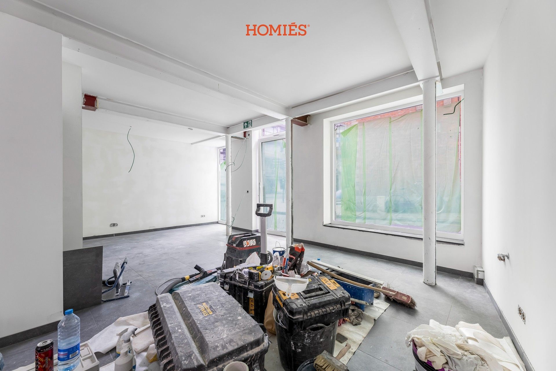 Handelspand op toplocatie met veel visibiliteit foto 6