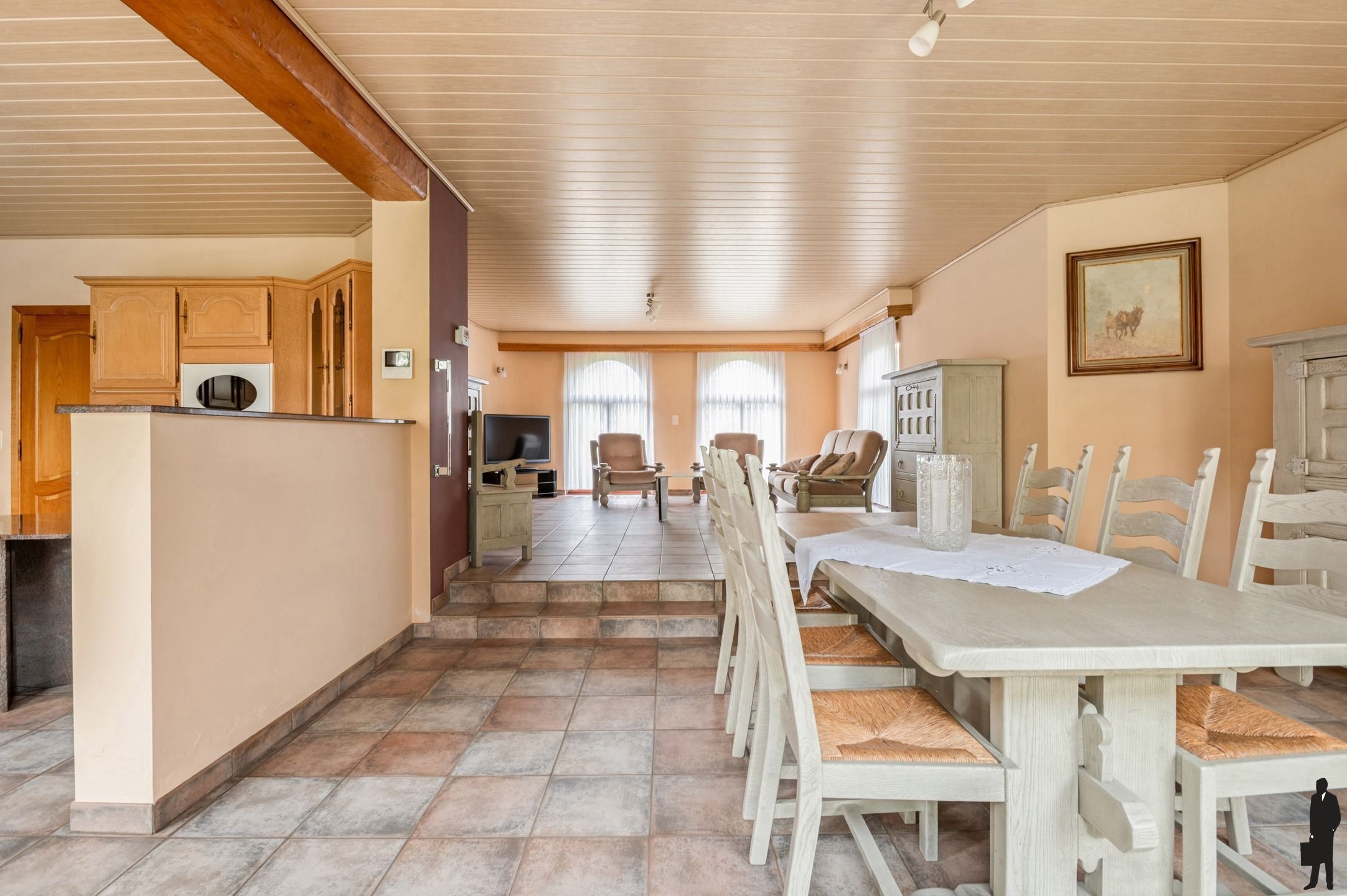 Provençaalse gelijkvloers villa op prachtig perceel van ca. 2.316 m² op de grens met Schilde. foto 11