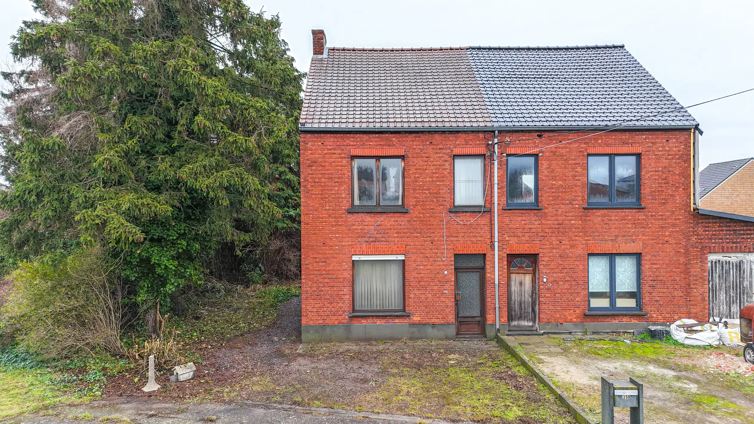 Te renoveren woning met potentieel op rustige ligging foto 19