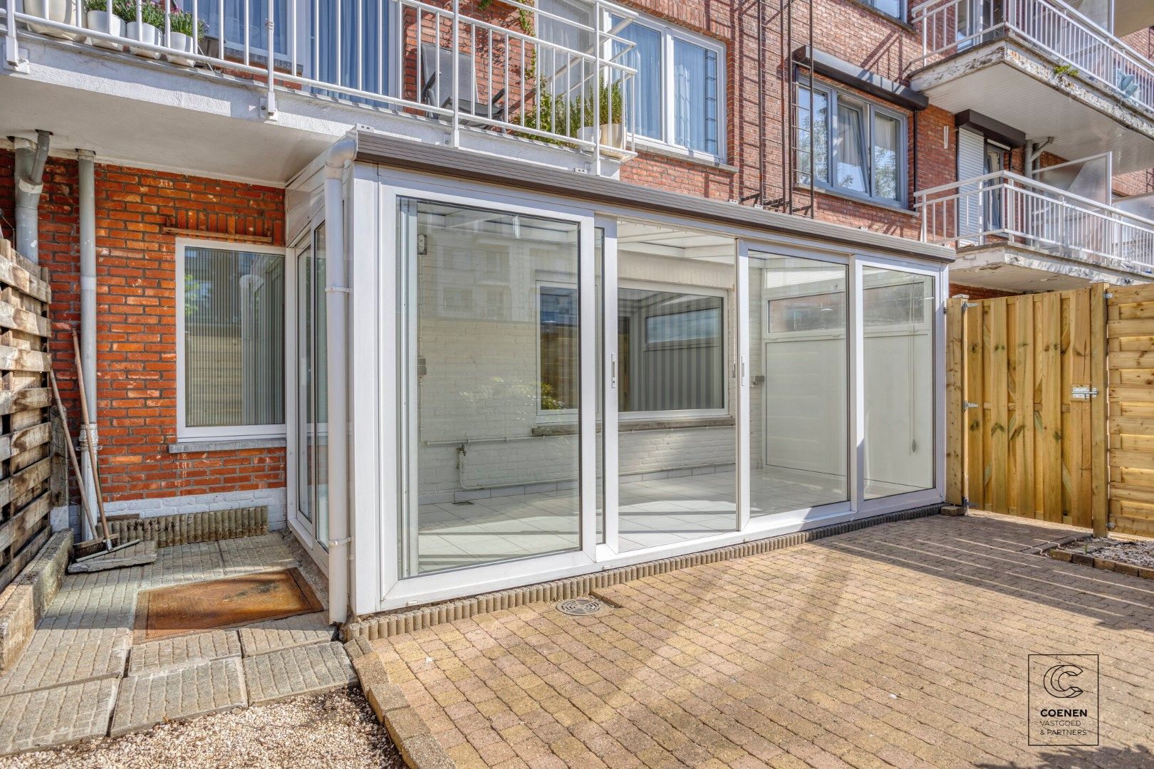 Instapklaar gelijkvloers appartement van 81m² en 2 slaapkamers te Deurne! foto 15