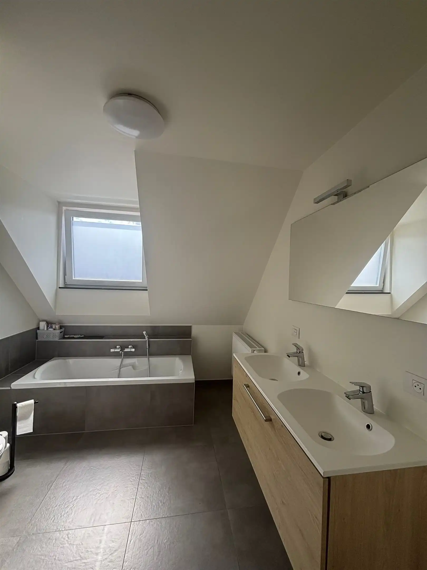 Rijwoning met 3 slaapkamers foto 16