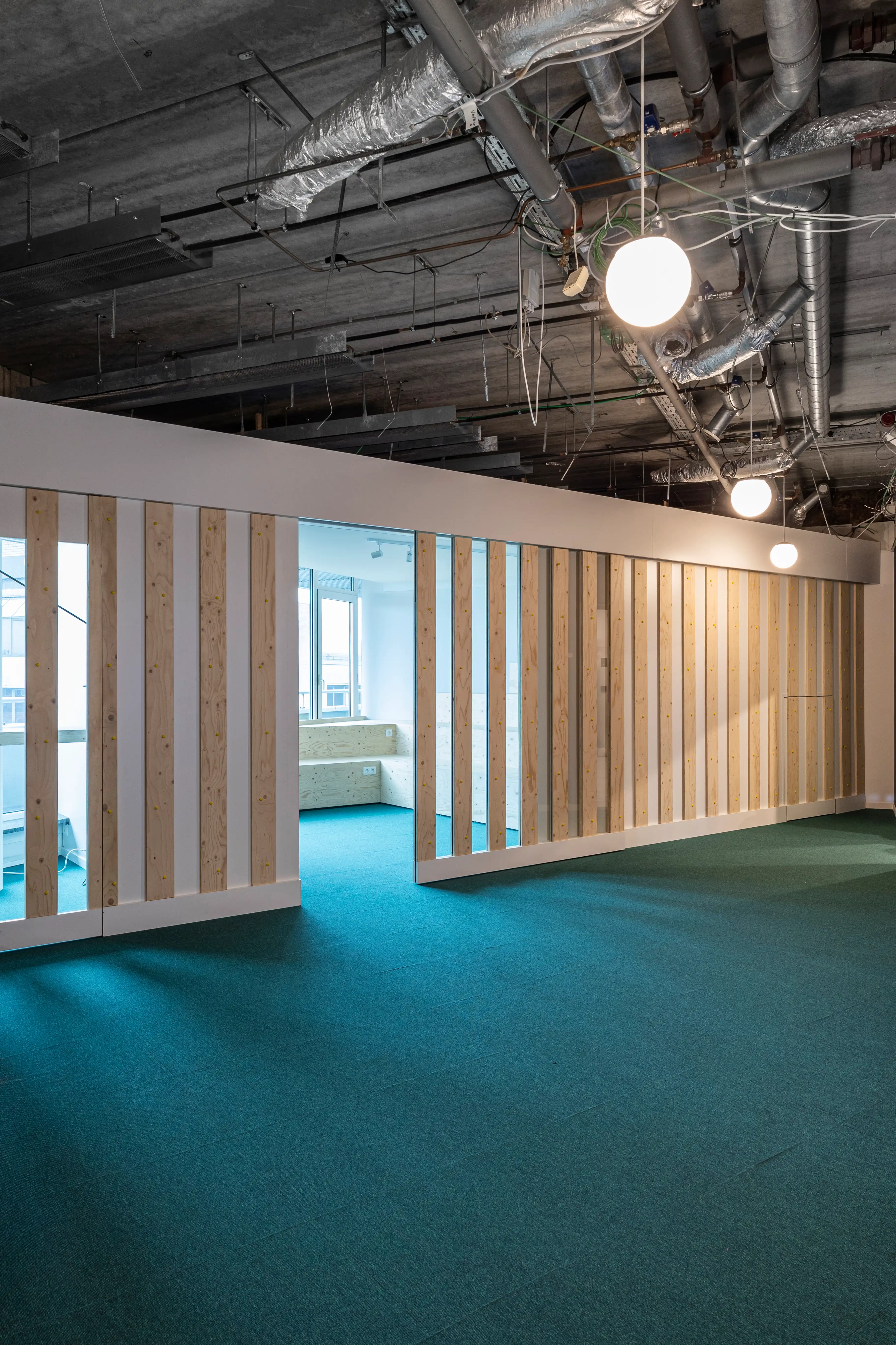 Ingericht kantoor te huur in Rubens Building foto 8
