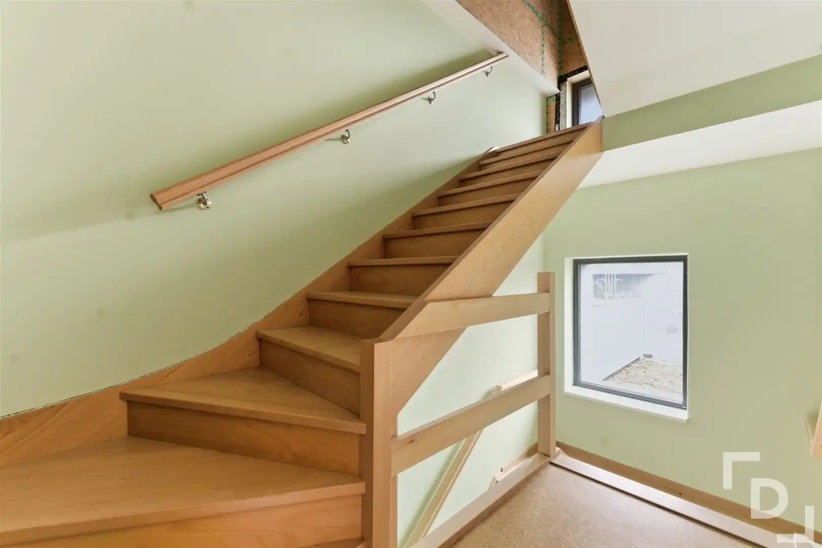 Gerenoveerde woning met huislift op toplocatie in Ieper. foto 20