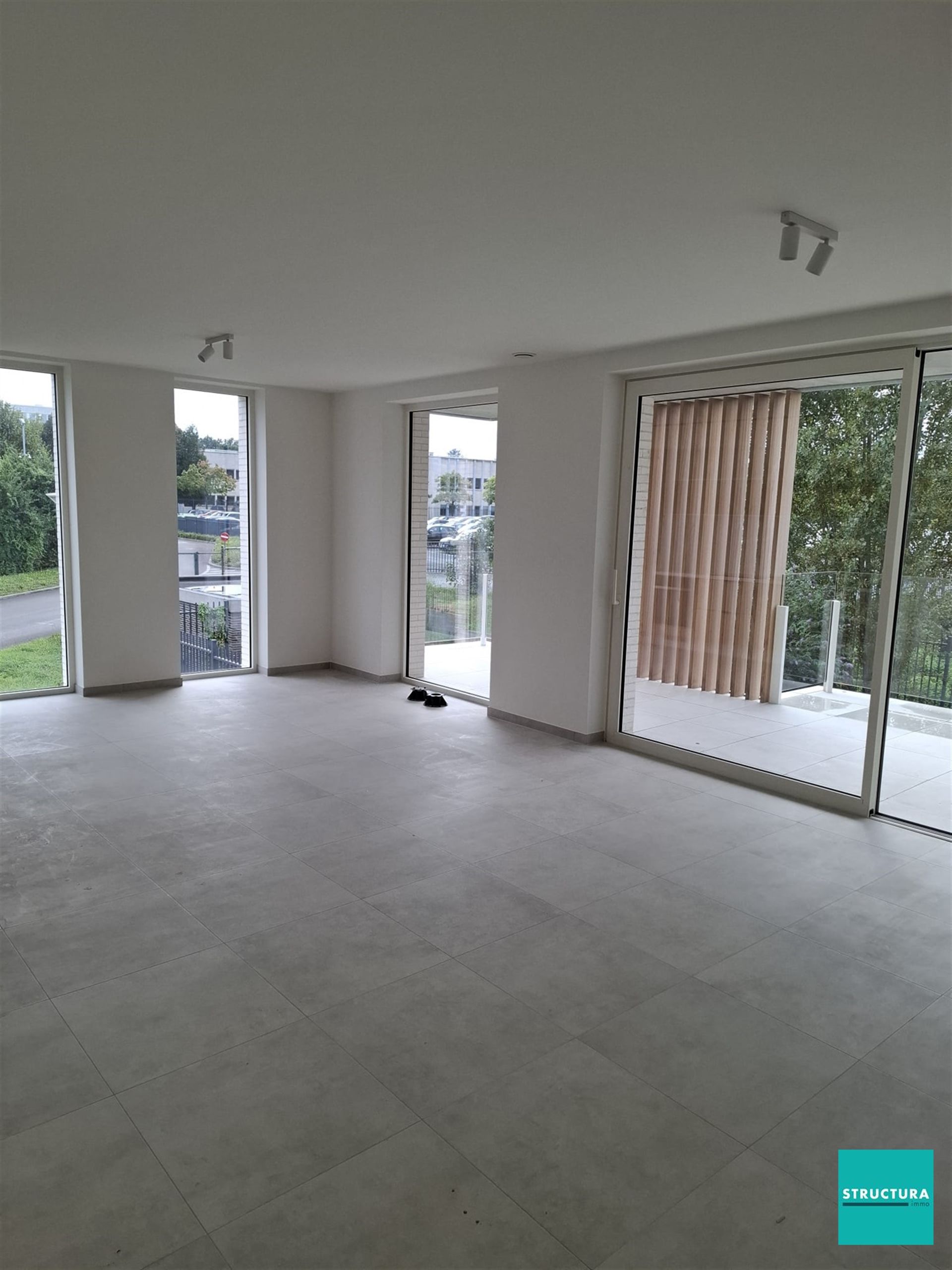 Nieuwbouwappartement met 2 slaapkamers en terras foto 3