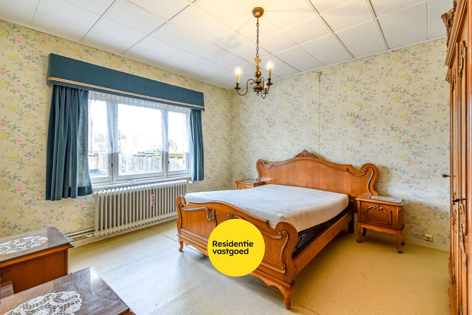 Ruim gesloten gezinswoning met inpandige garage en 4 slaapkamers in centrum Gistel foto 11