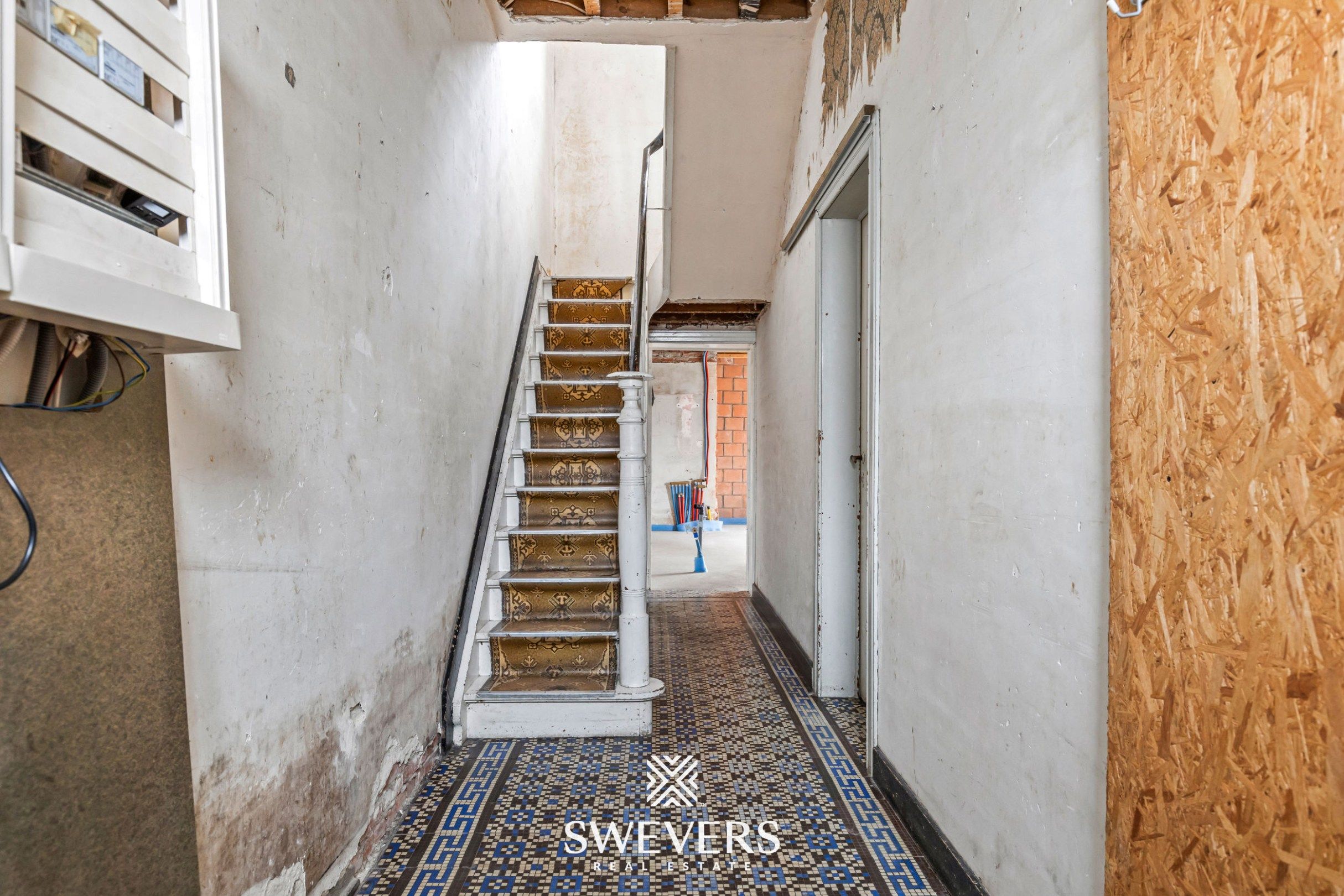 Unieke renovatiekans: karaktervol herenhuis te Zonhoven foto 16