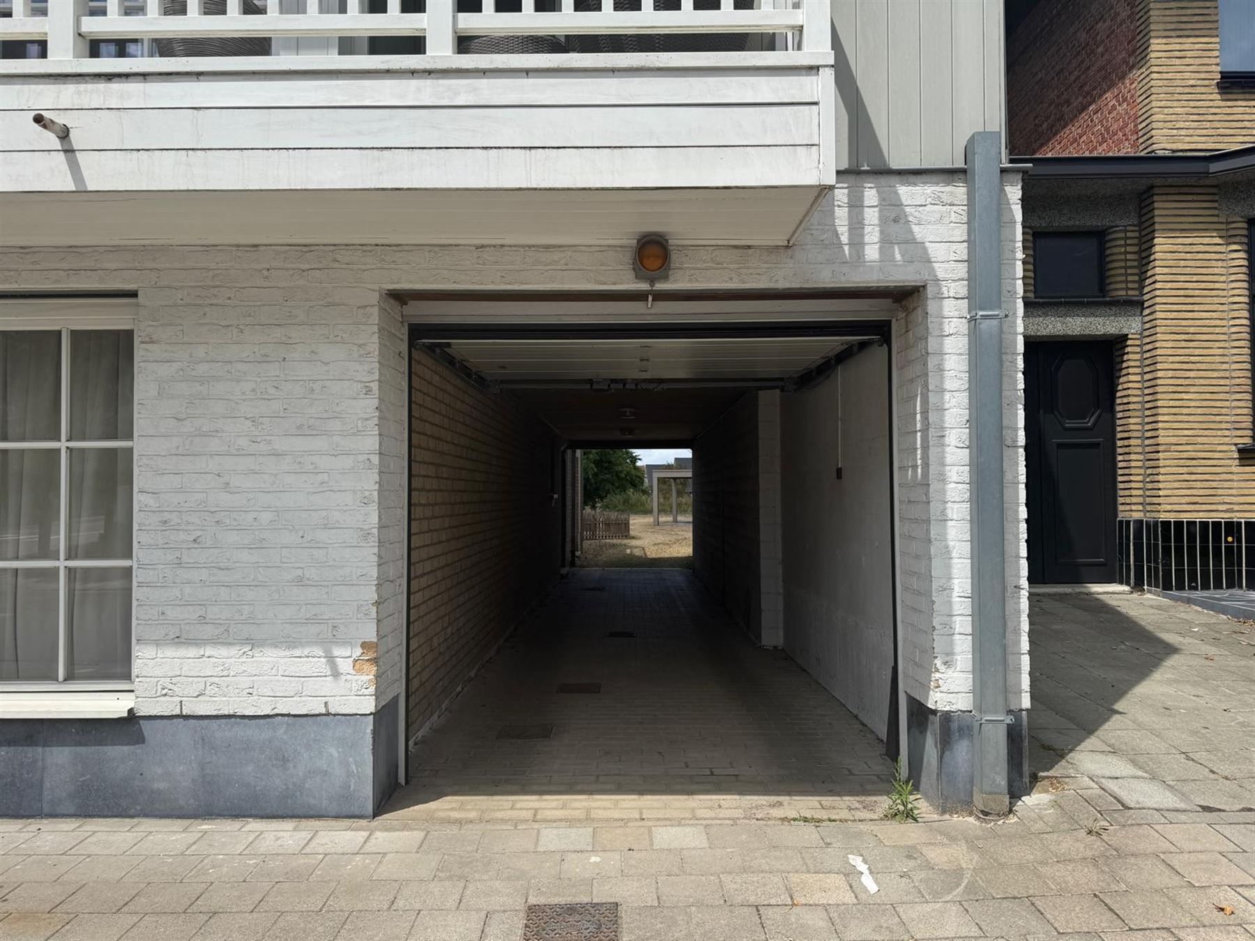LICHTRIJK APPARTEMENT MET 2 SLAAPKAMERS EN GARAGE foto 8