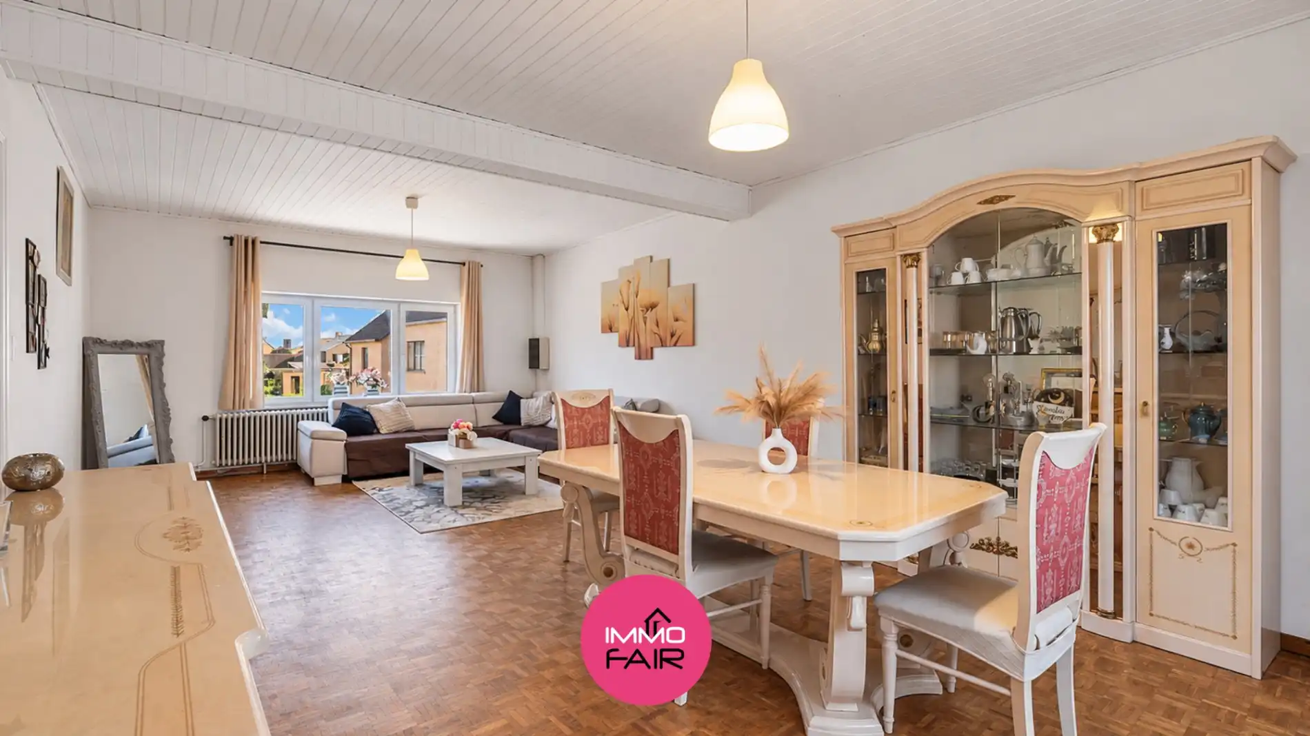 Royaal en betaalbaar wonen  foto {{pictureIndex}}