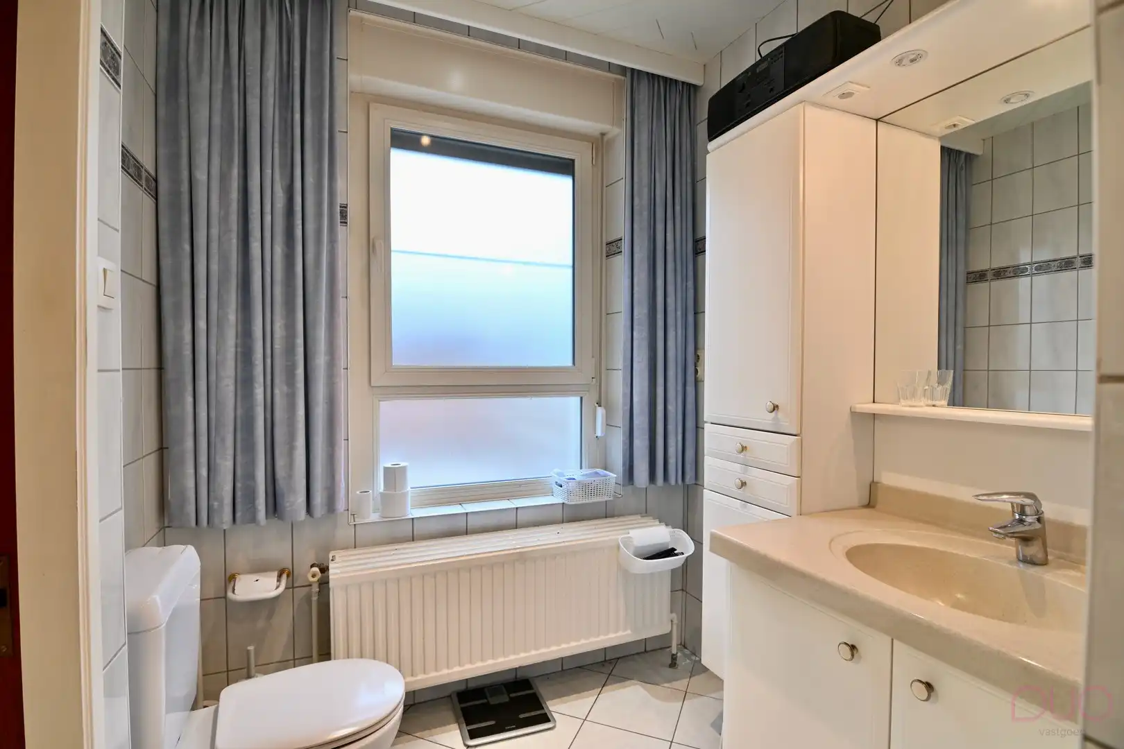 Ruime stadswoning met tuin in het centrum van Landen. foto 14