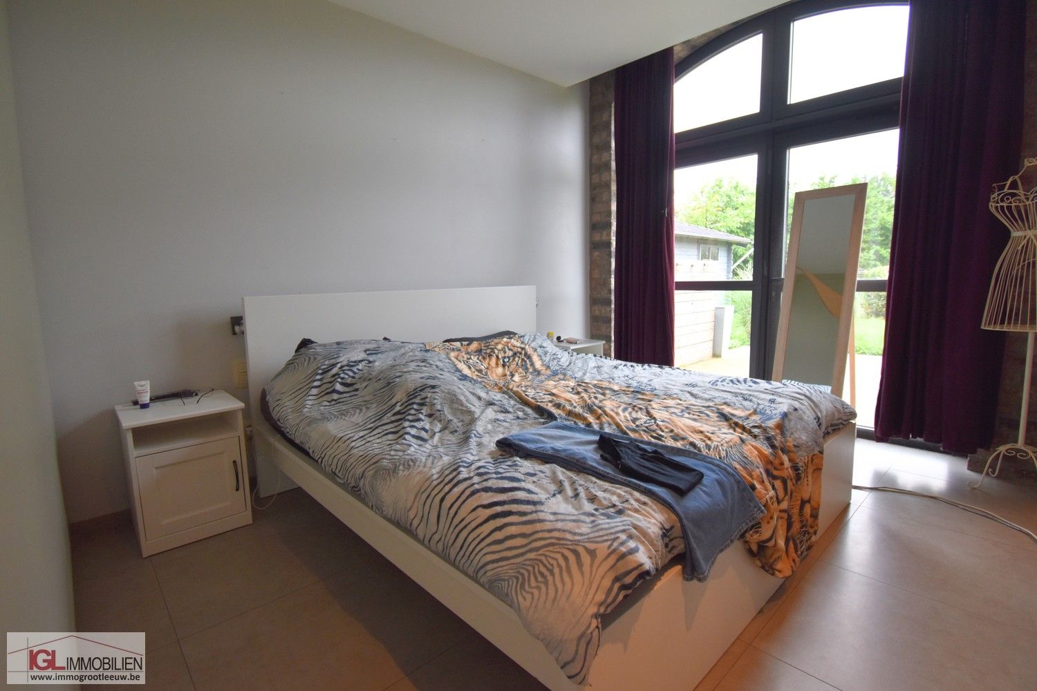 Volledig gerenoveerde en smaakvol ingerichte hoeve met uitzicht op de Pajotse velden foto 7