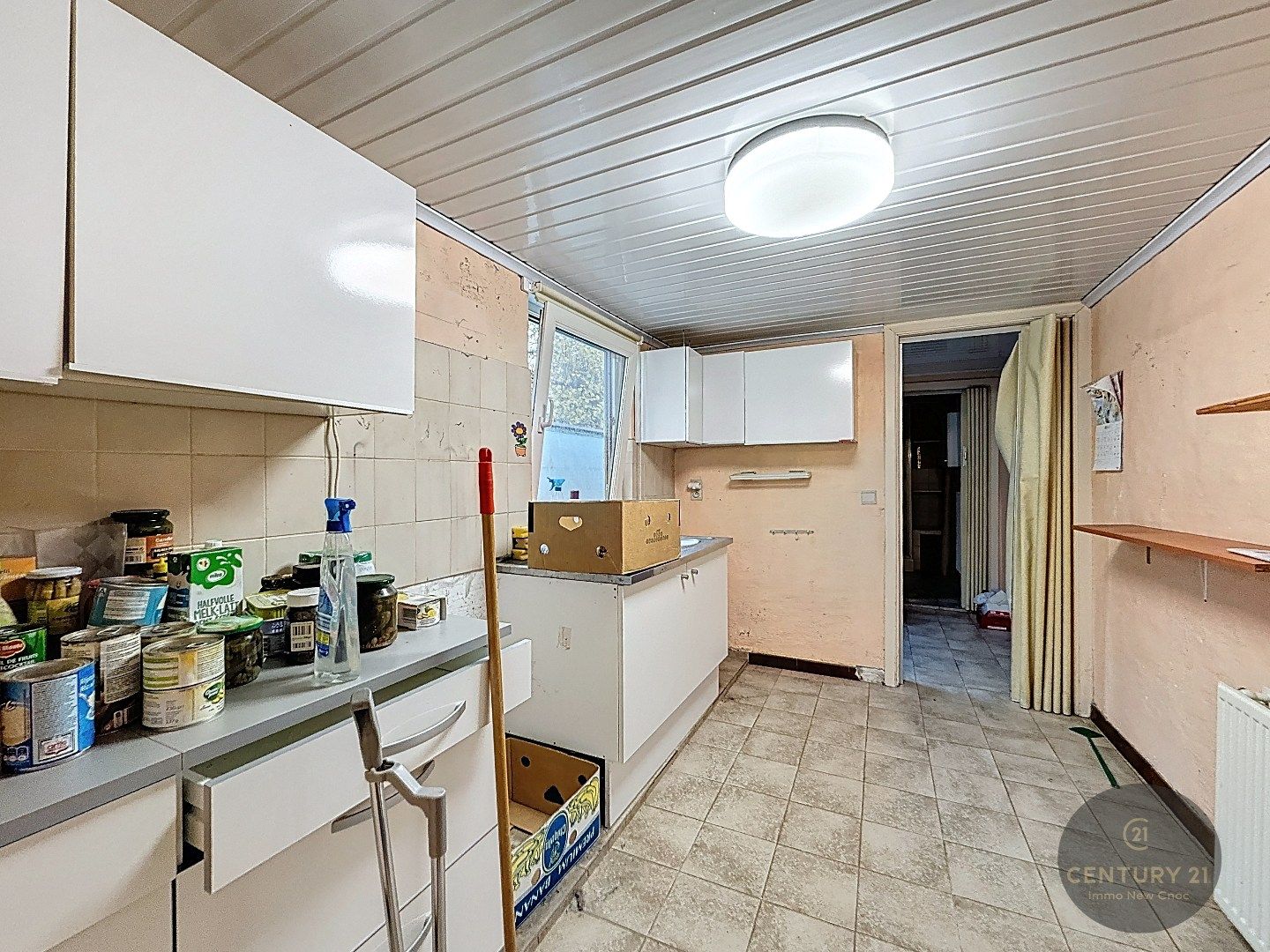 Op te frissen woning met ruime garage, tuin en oprit – Dudzele  foto 7