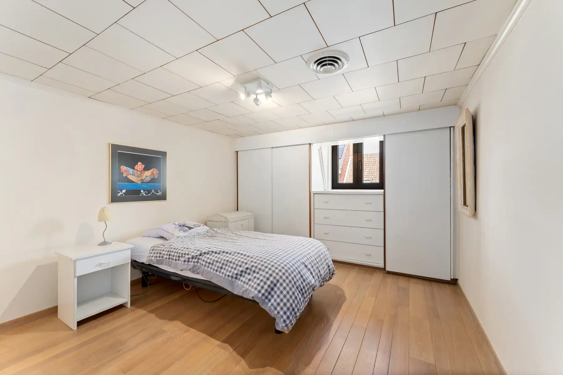 Ruime polyvalente woning met bureel en dubbele garage foto 20