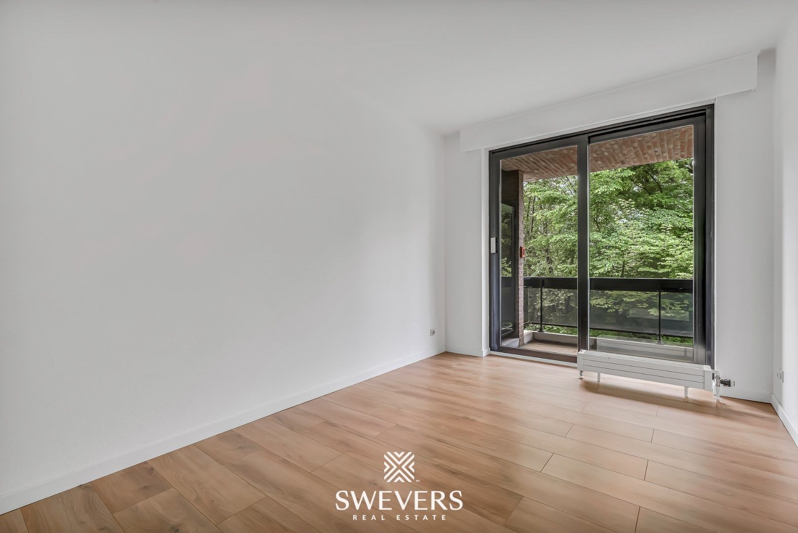 Stijlvol en instapklaar wonen (115m²) met autostaanplaats in het hart van Hasselt foto 13