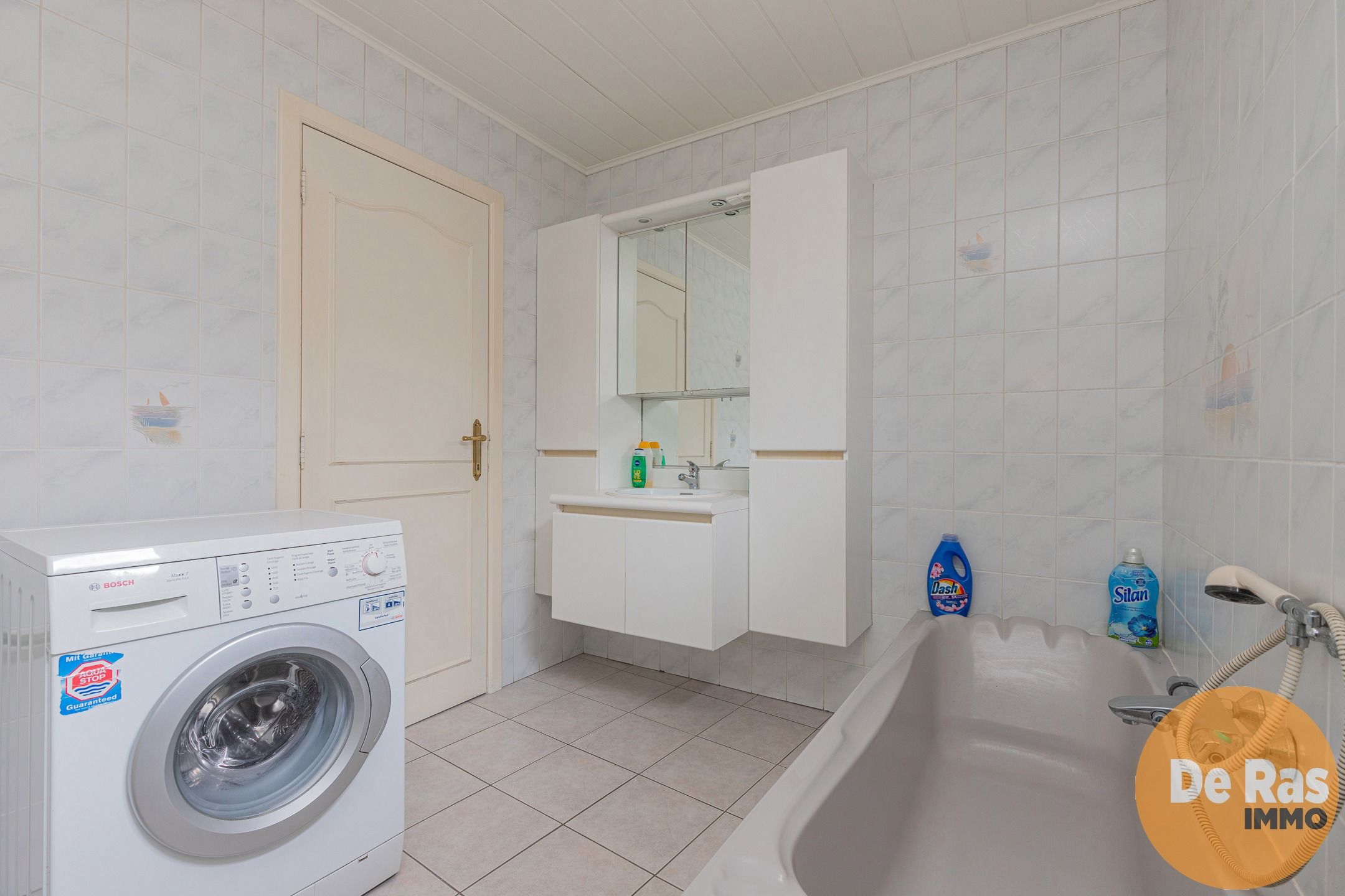 HERZELE– Starterswoning |Opbrengsteigendom nabij het centrum foto 8