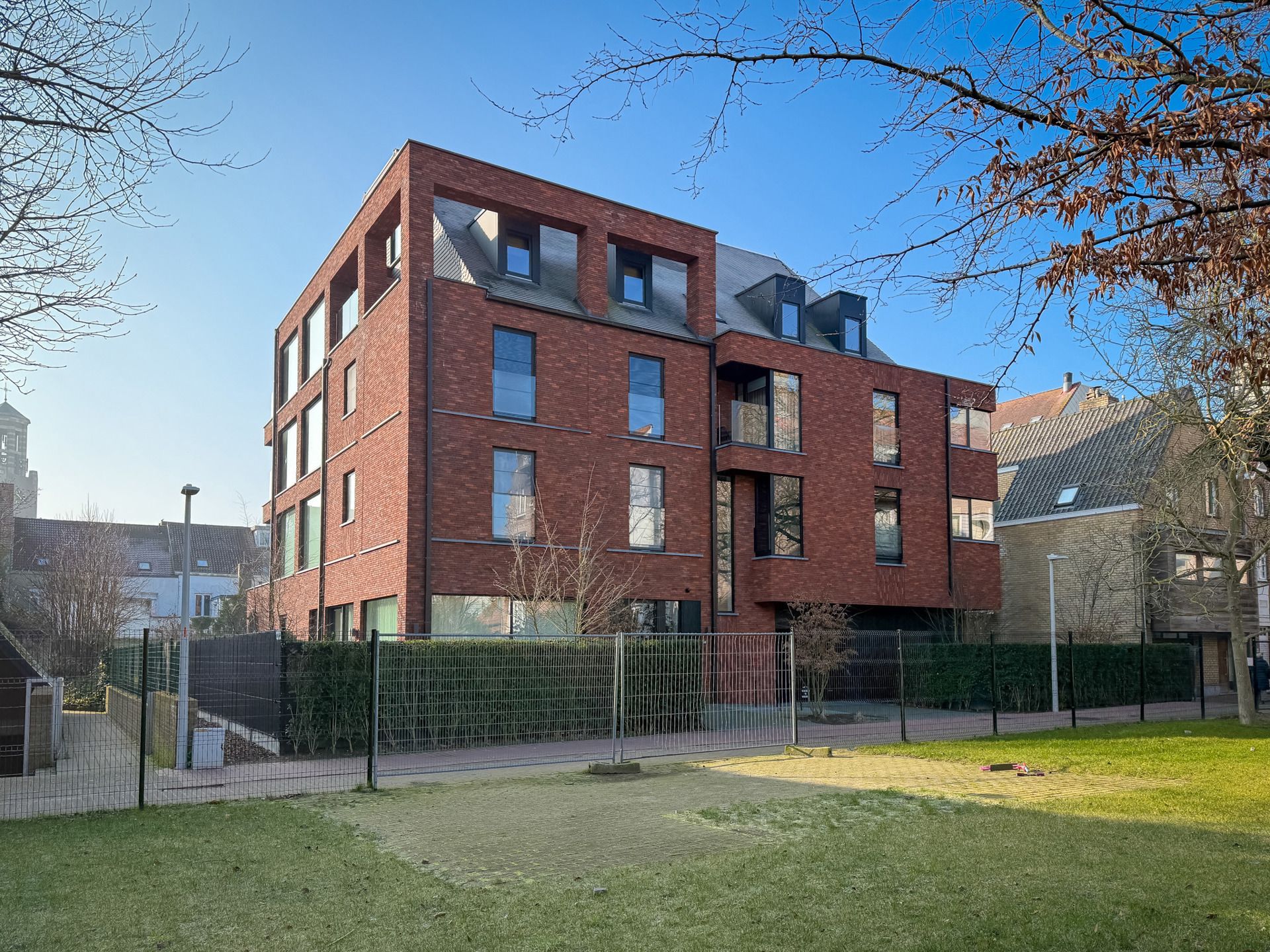 LUXUEUS nieuwbouw HOEKAPPARTEMENT in DUPLEX-vorm... foto 2