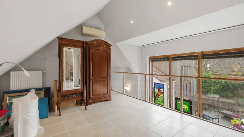 Landhuis van 269m² op 15 are met praktijkruimte/kantoor of kangoeroewoning foto 20