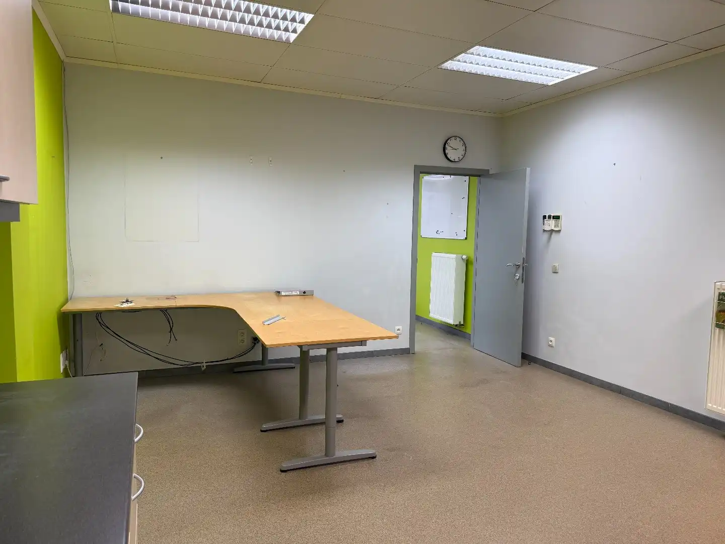 Gunstig gelegen handelsruimte te Sint-Job foto 7