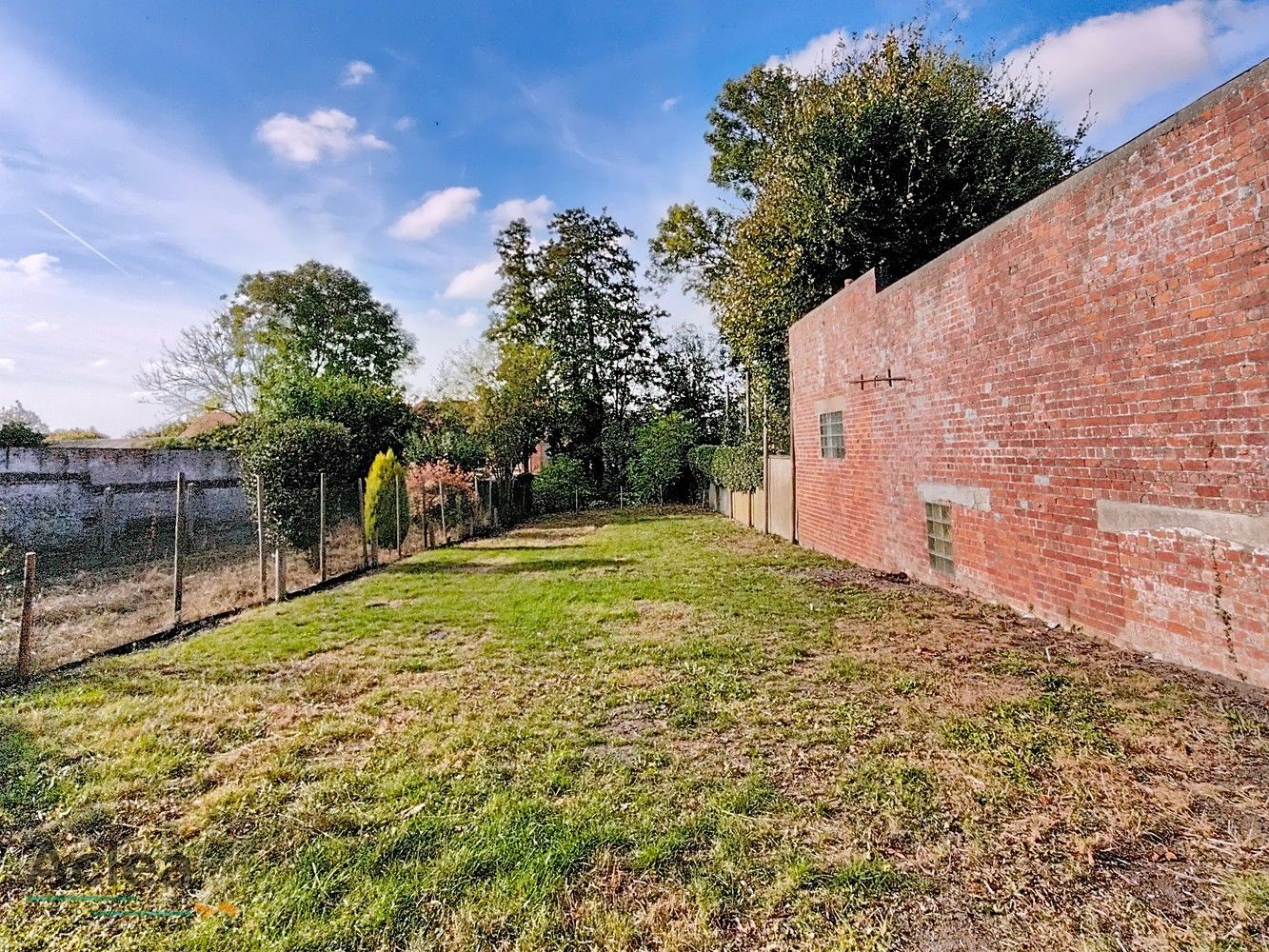 gelijkvloers appartement met terras en ruime tuin foto 17