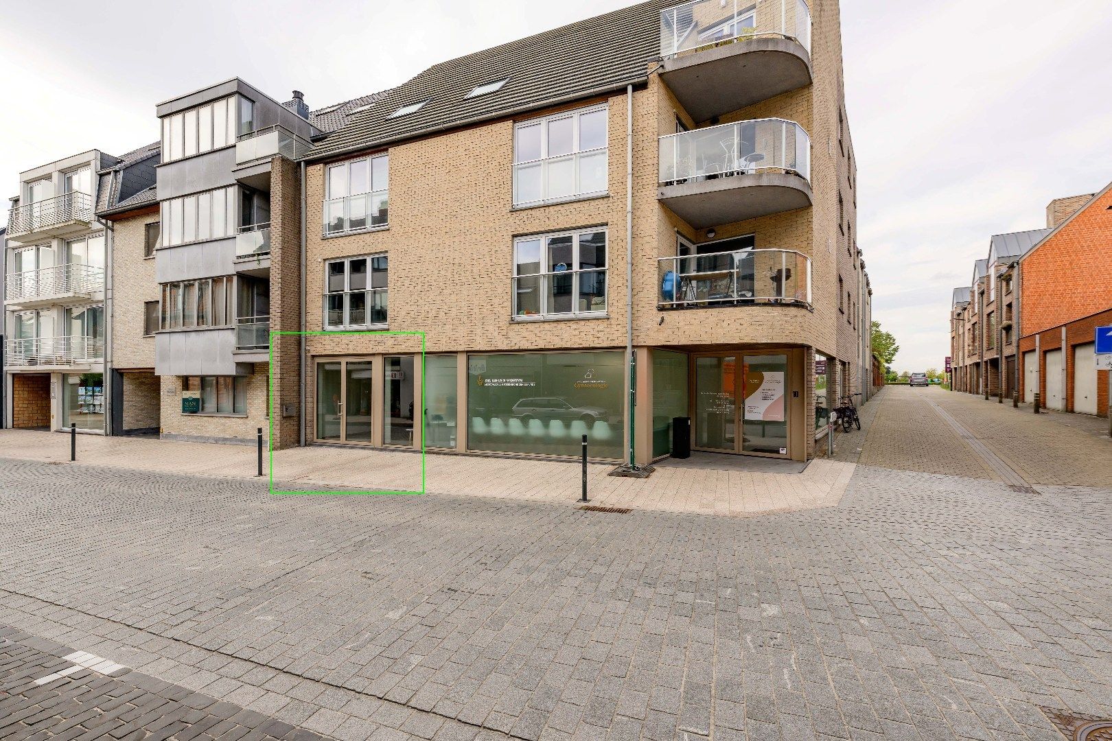 MULTIFUNCTIONEEL HANDELSPAND (88 m²) OP EEN TOPLOCATIE!!! foto 15