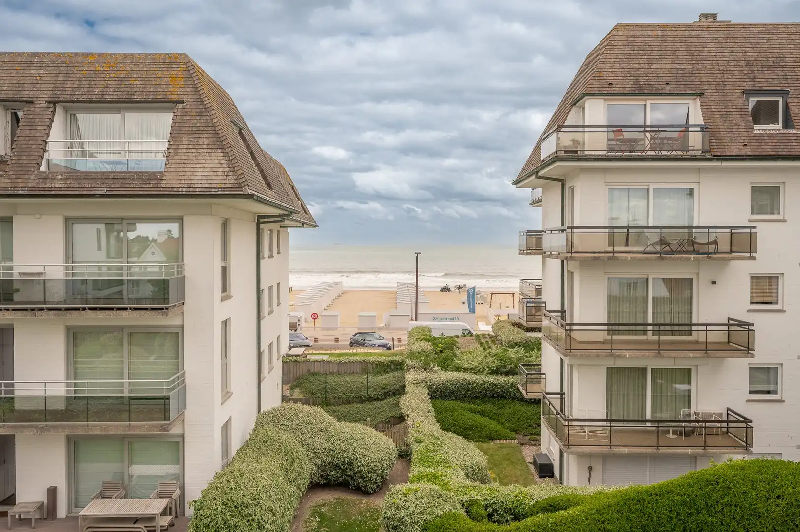 Instapklaar appartement met frontaal zeezicht in het Zoute. foto 7