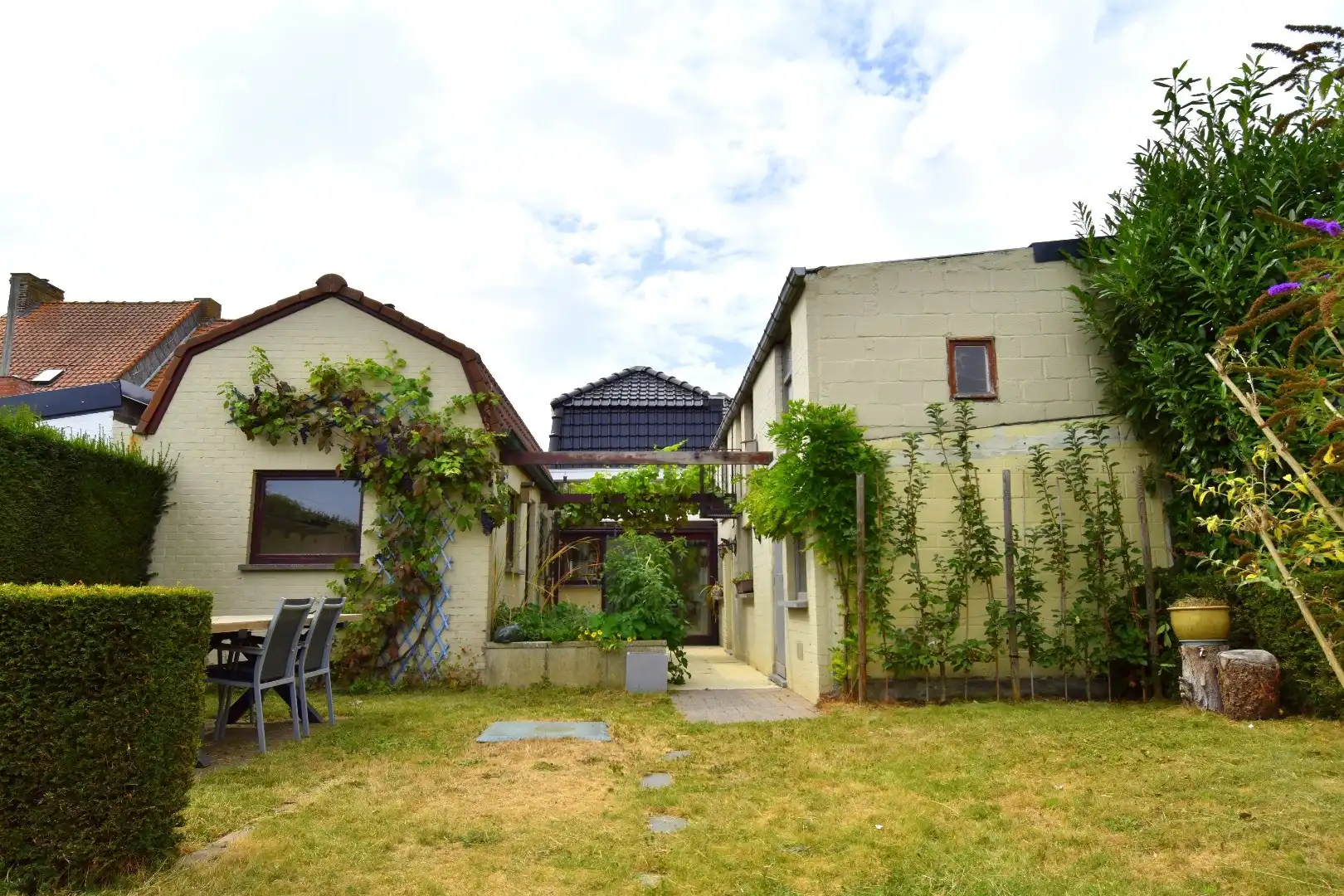 Charmante alleenstaande woning met 3 slaapkamers, tuin en garage in een rustige straat te Rollegem foto 25