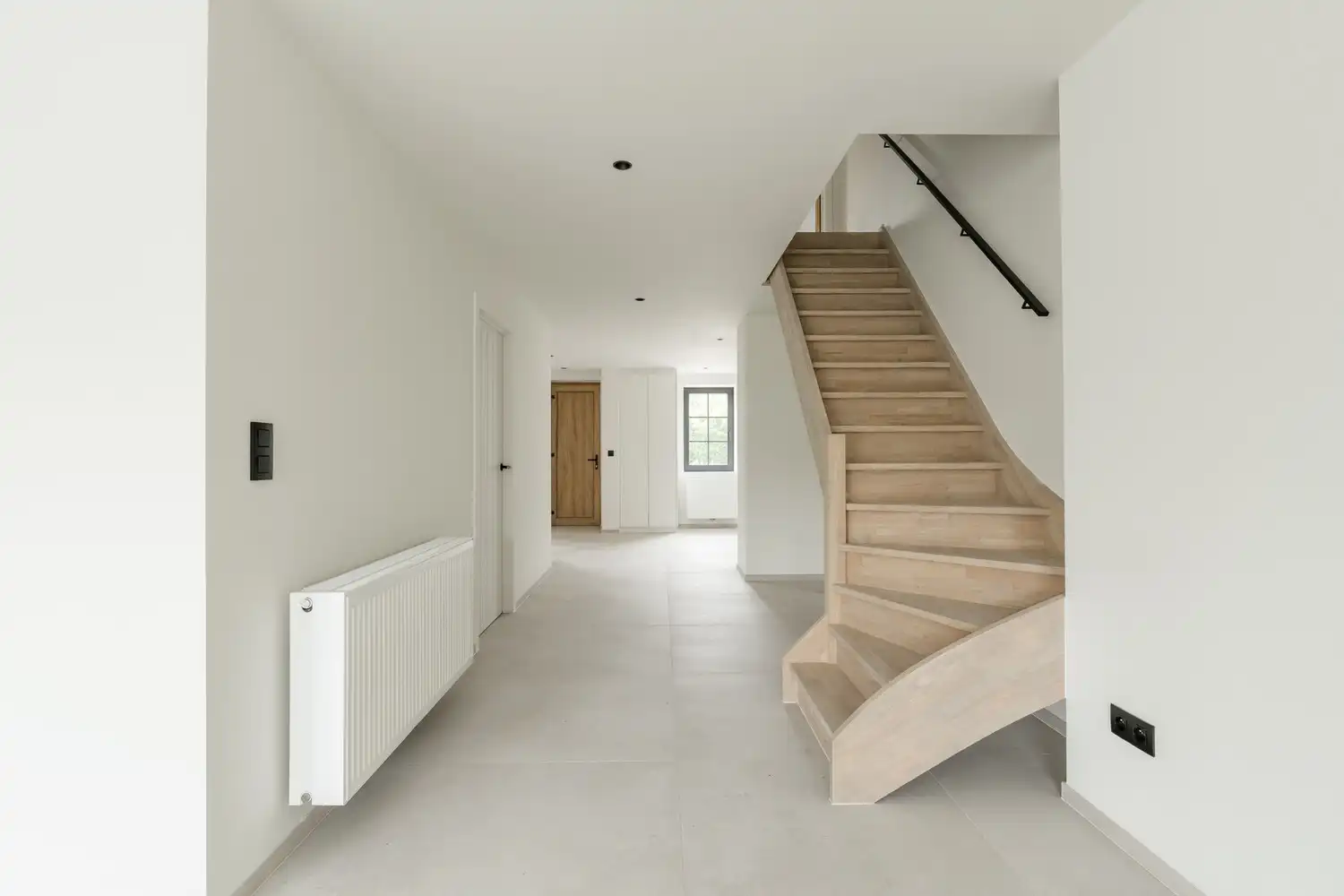 Volledig gerenoveerde charmante woning met diepe tuin, 3 slaapkamers en EPC B foto 15