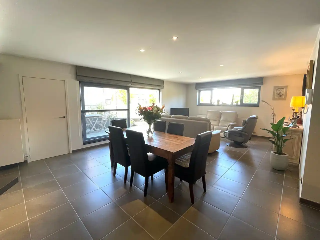 Instapklaar, recent en energiezuinig appartement met 2 slaapkamers aan de kust foto 9