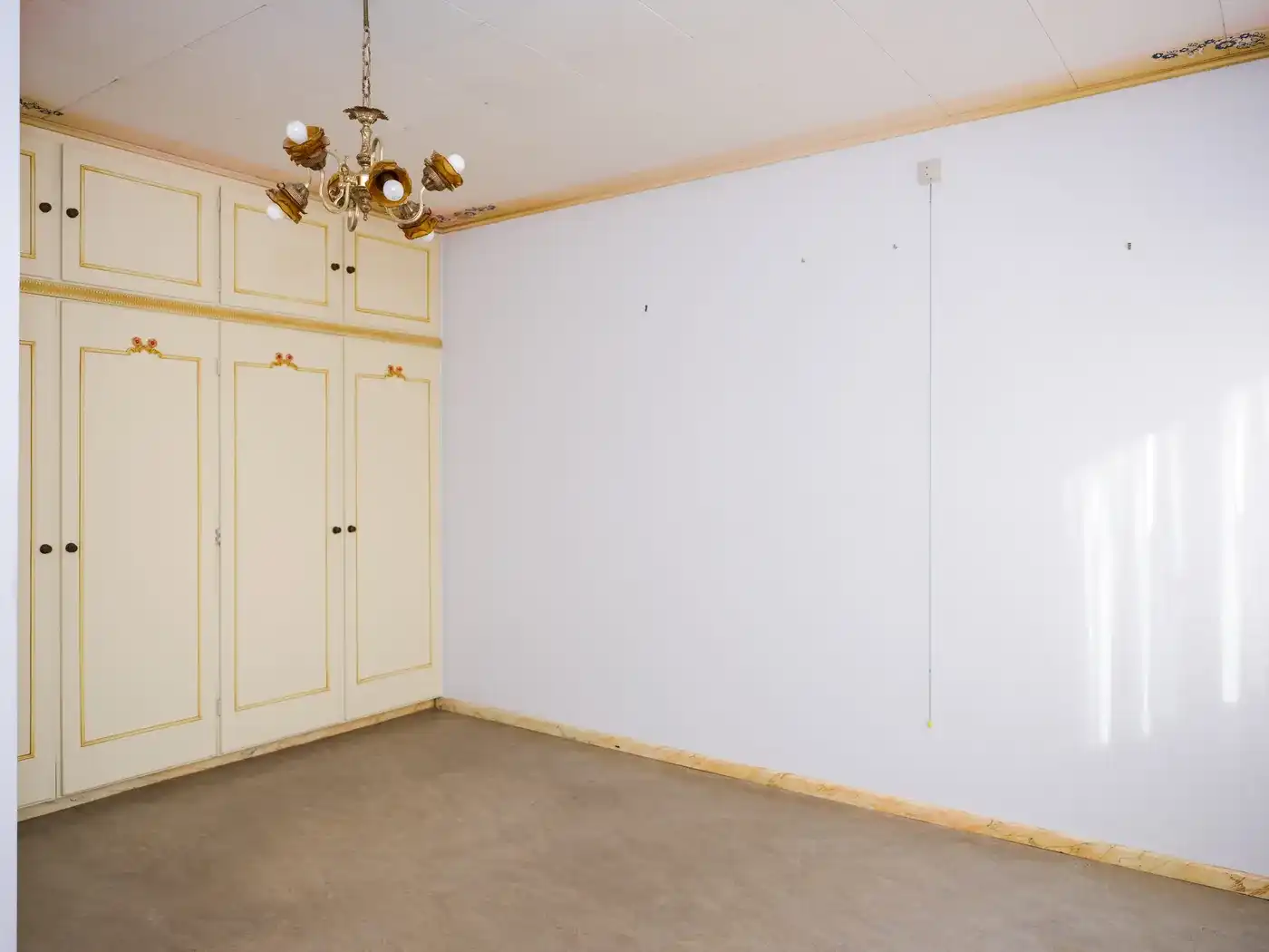 Ruim wonen in een rustige wijk in Deerlijk foto 20