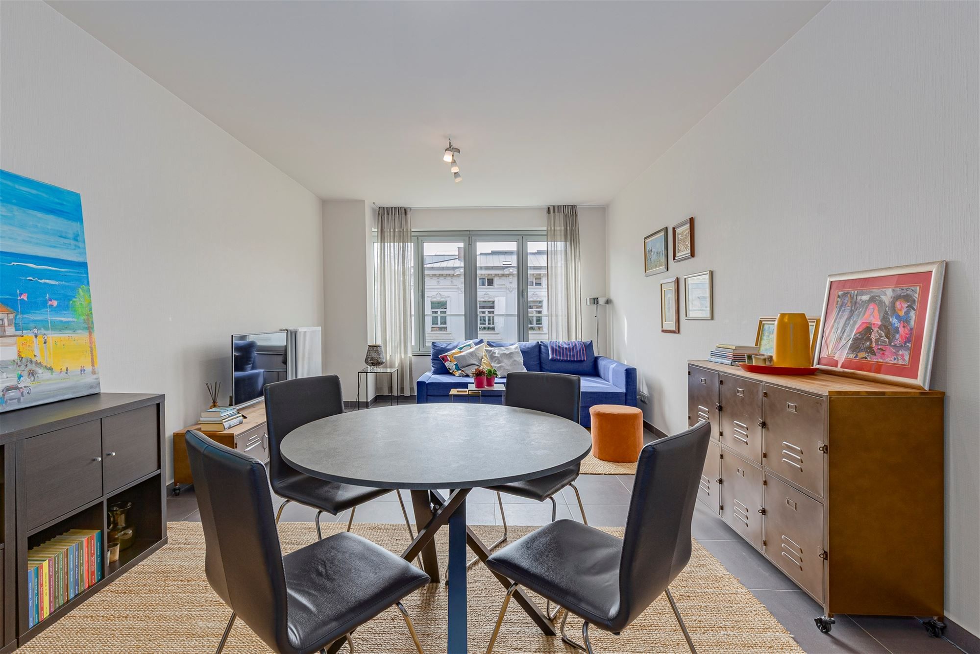 Perfect instapklaar en ruim 1 slaapkamer appartement op de Belgiëlei foto 4