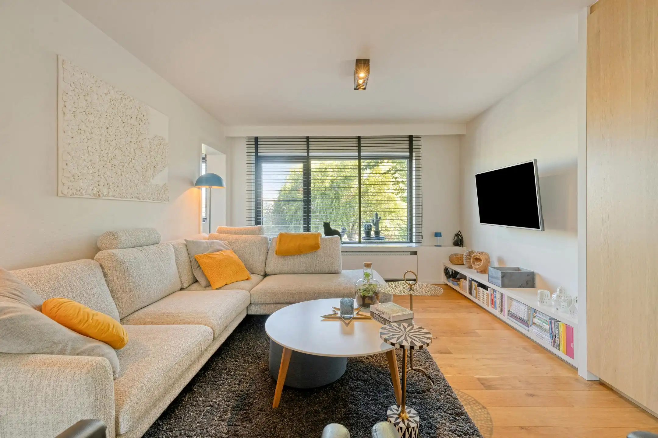 Prachtig gerenoveerde woning met 3 slaapkamers en zonnige tuin! foto 3