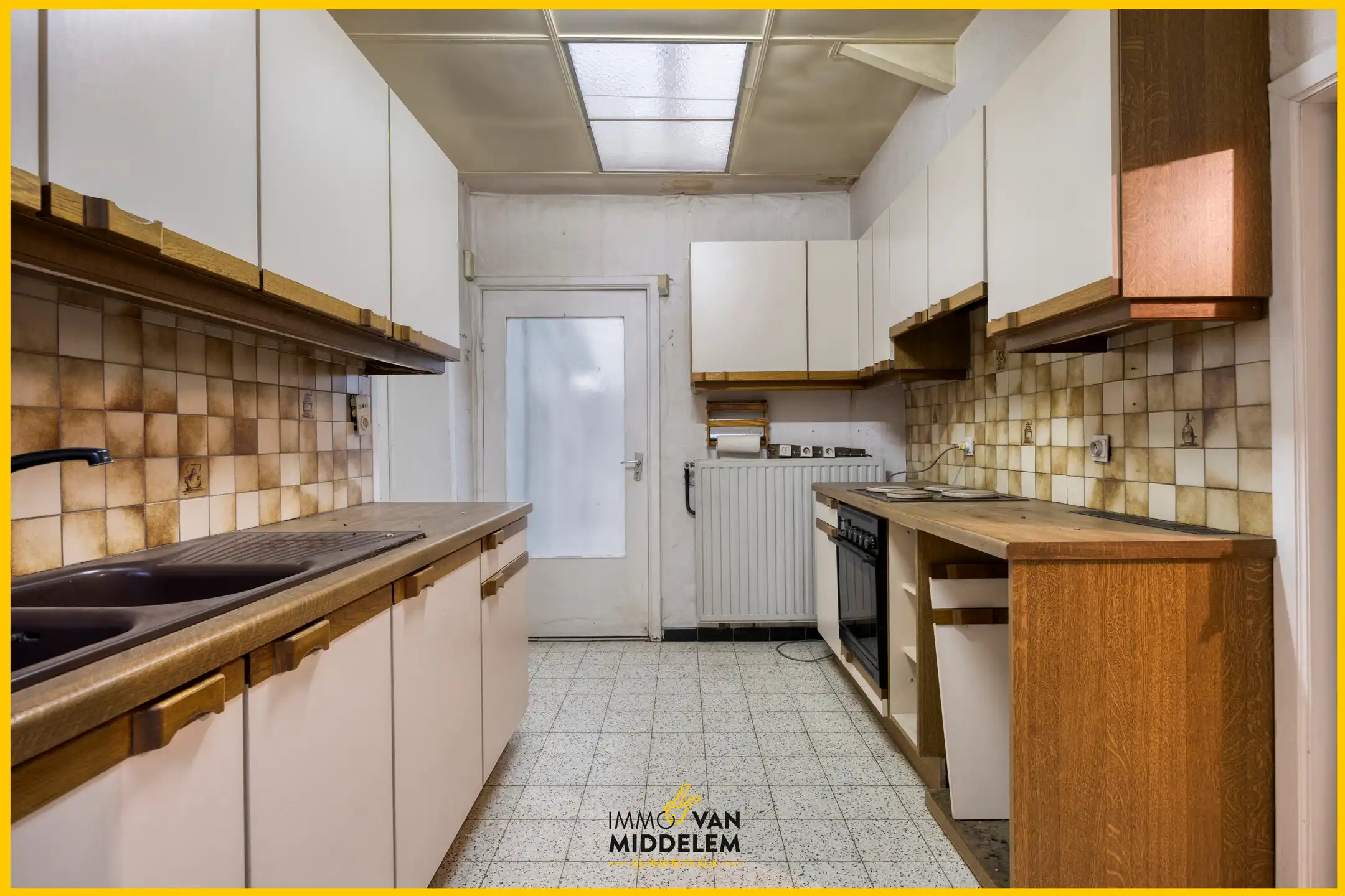 VOLLEDIG TE RENOVEREN WONING MET 5 KAMERS EN TUIN foto 6