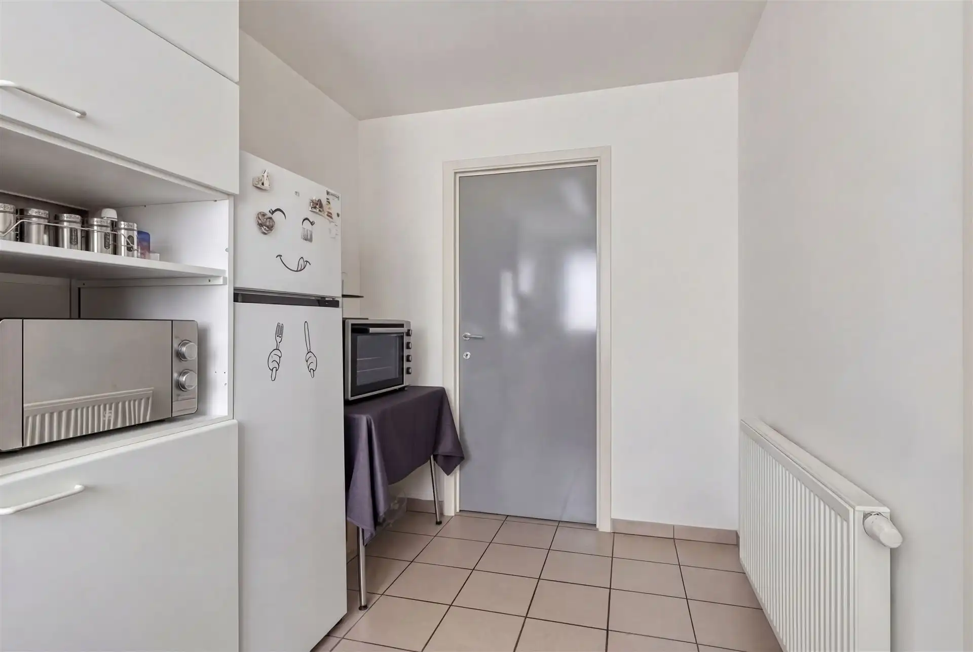 Instapklaar app. met 2 slaapkamers, terras en garage. foto 12