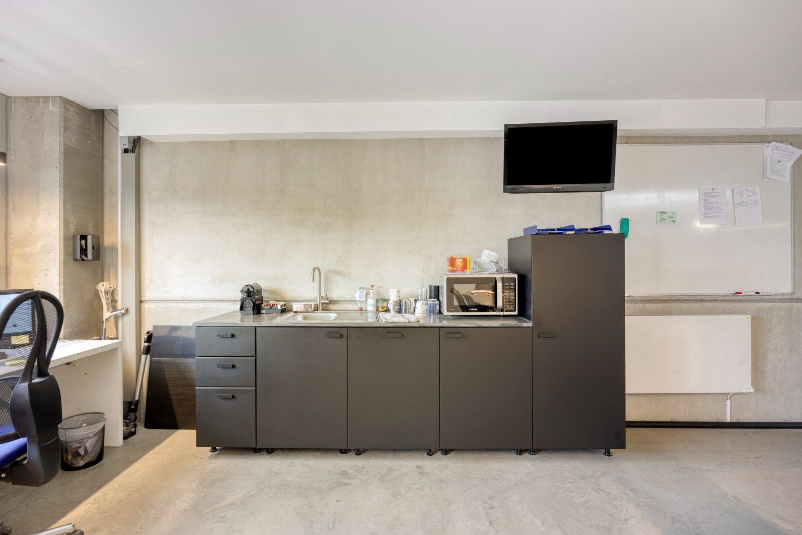 KMO-Unit van 299 m²  met 2 parkings gelegen te Tienen - bouwjaar 2019 - verkoop onder registratierechten foto 14