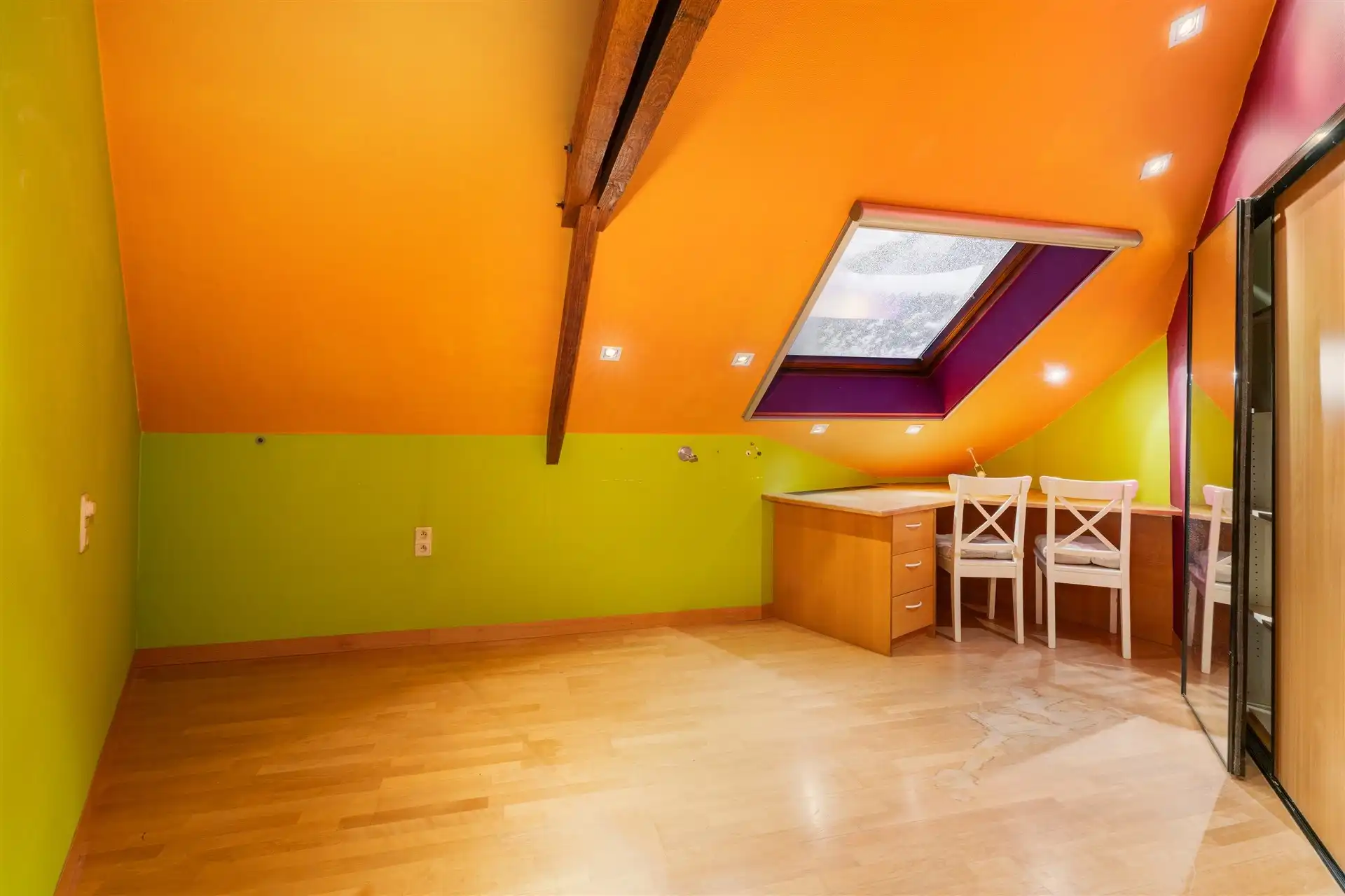 Karaktervolle woning met 5 slaapkamers en loods te Wetteren foto 18