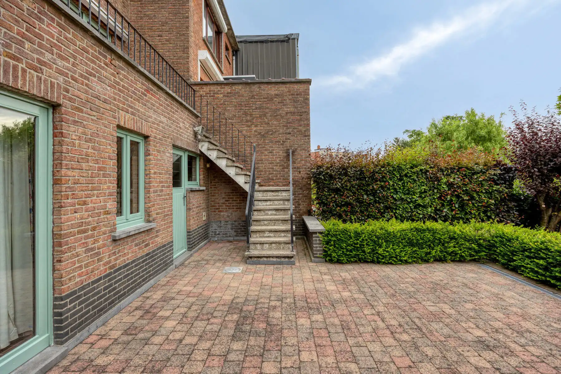 Leemans Immobiliën biedt u deze ruime bel-etagewoning te huur aan in Zellik. foto 25