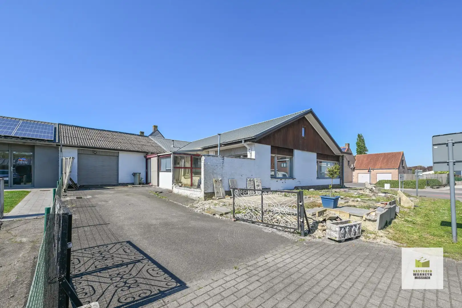 Te renoveren gelijkvloerse woning op 781m2 te centrum Wingene foto 5