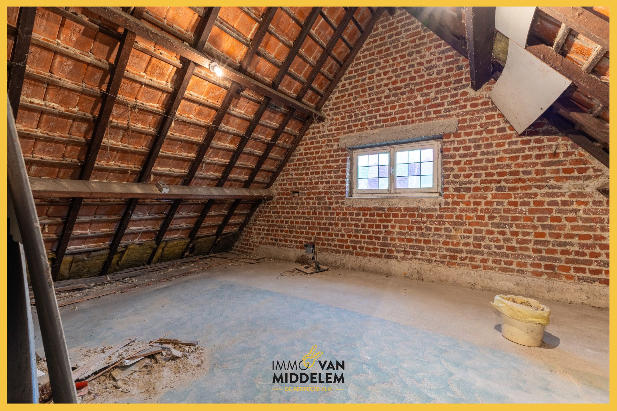 RUSTIG GELEGEN TE RENOVEREN WONING MET PRACHTIG UITZICHT foto 21