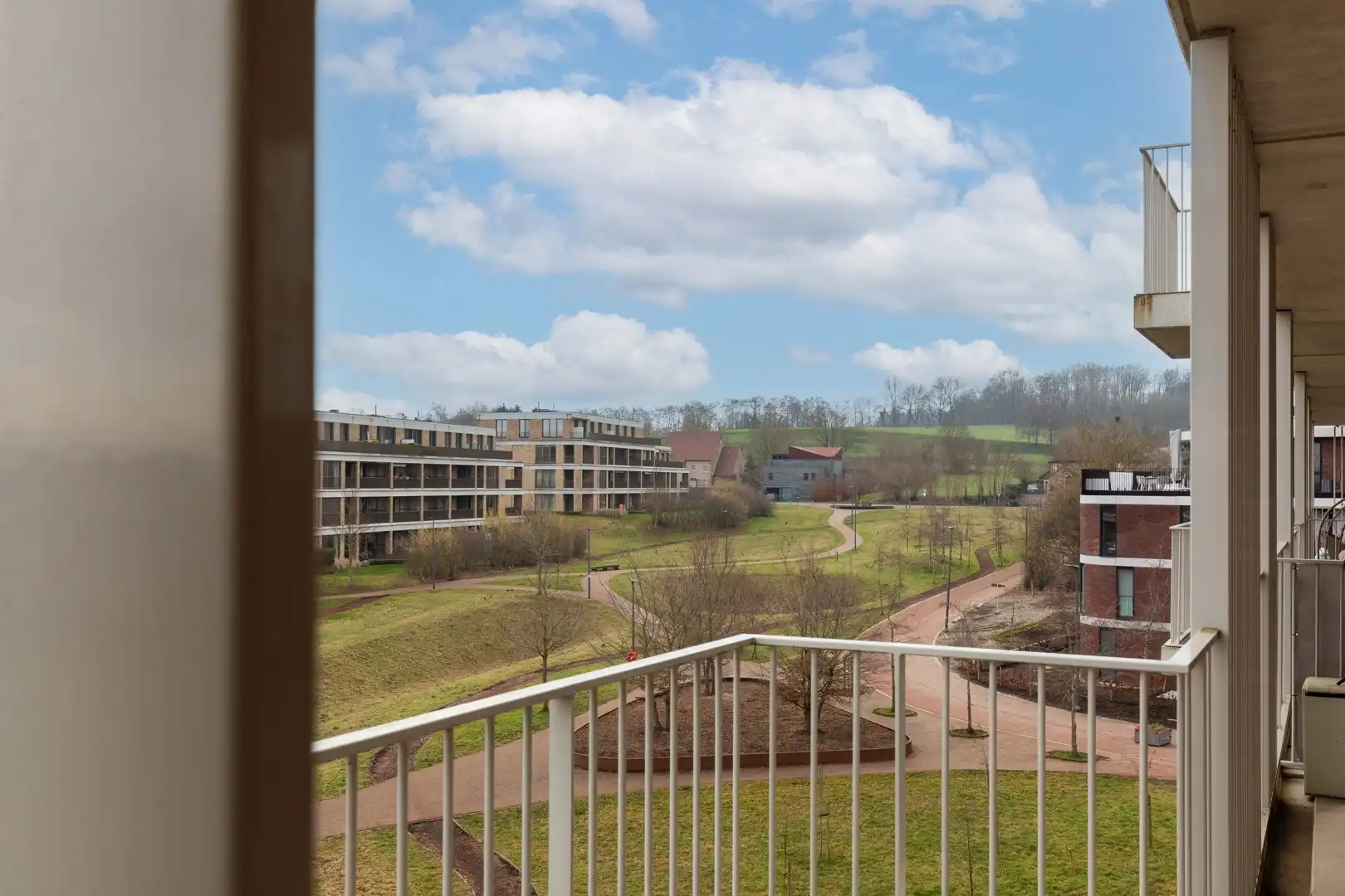 Zeer recent woon- of investeringsappartement foto 12